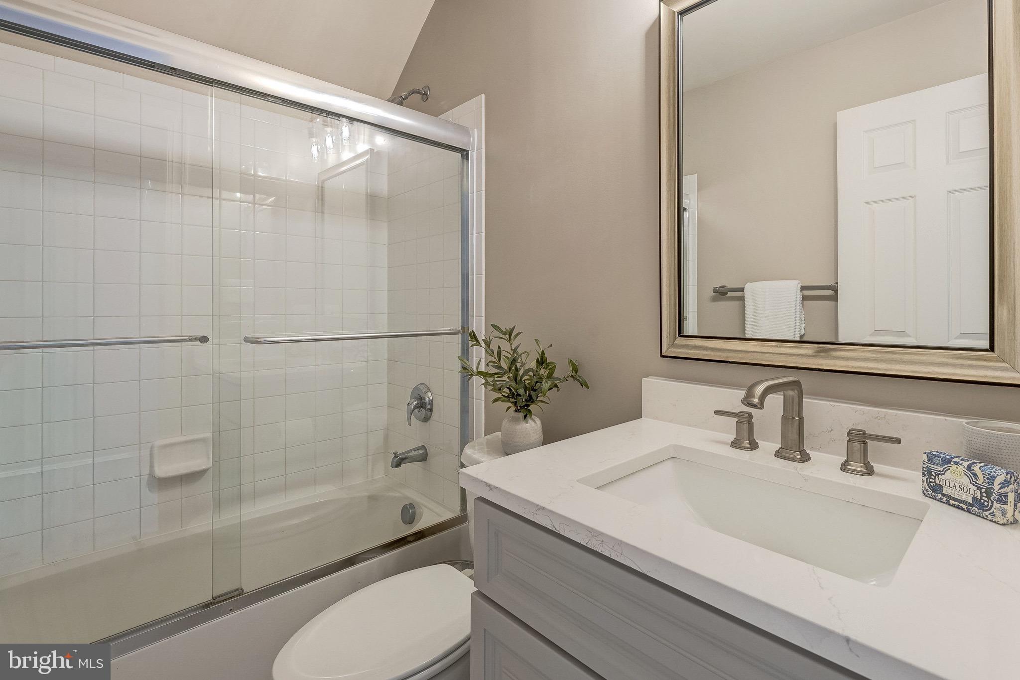 LAKES AT BELLE TERRA - Residential