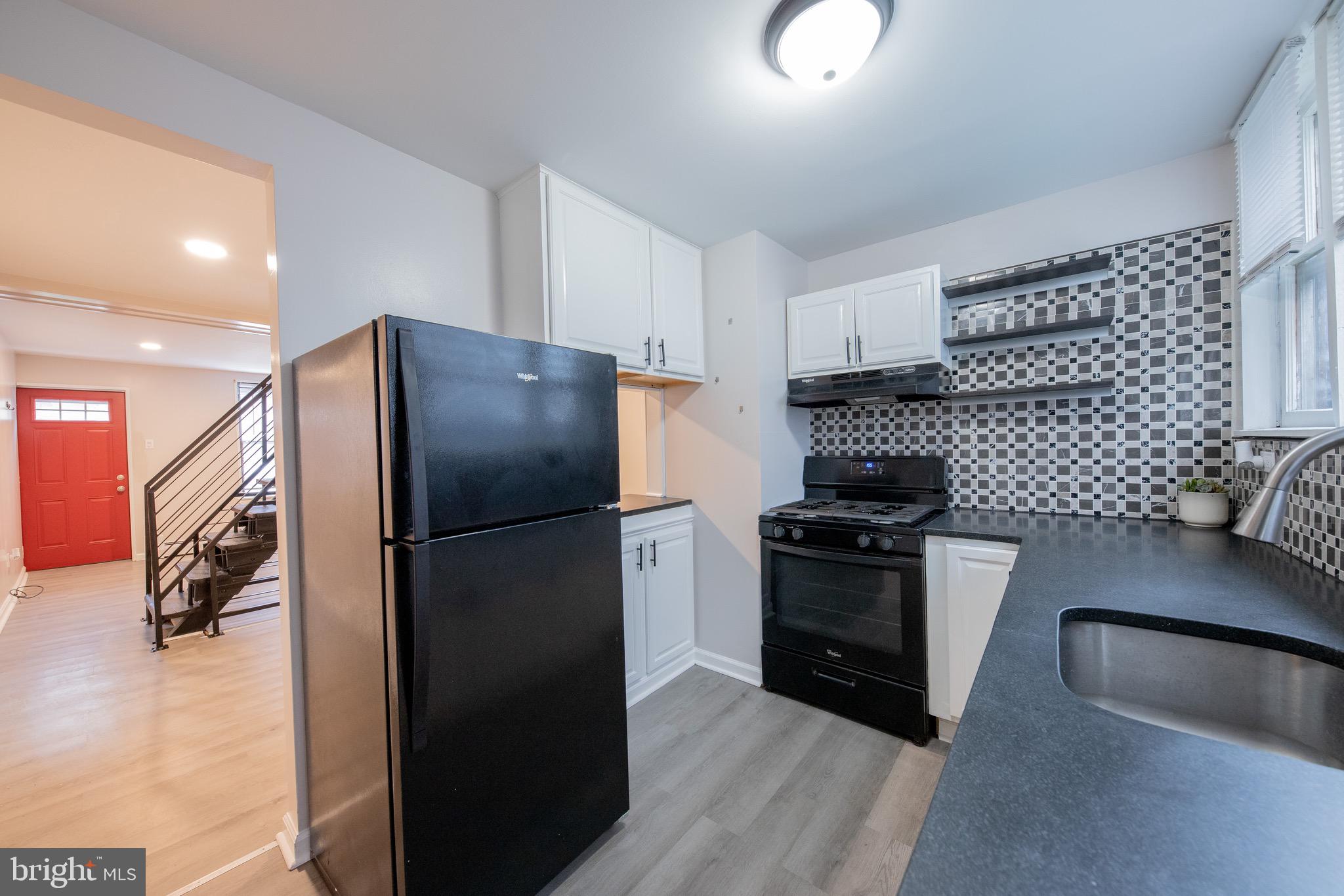 PORT RICHMOND - Residential