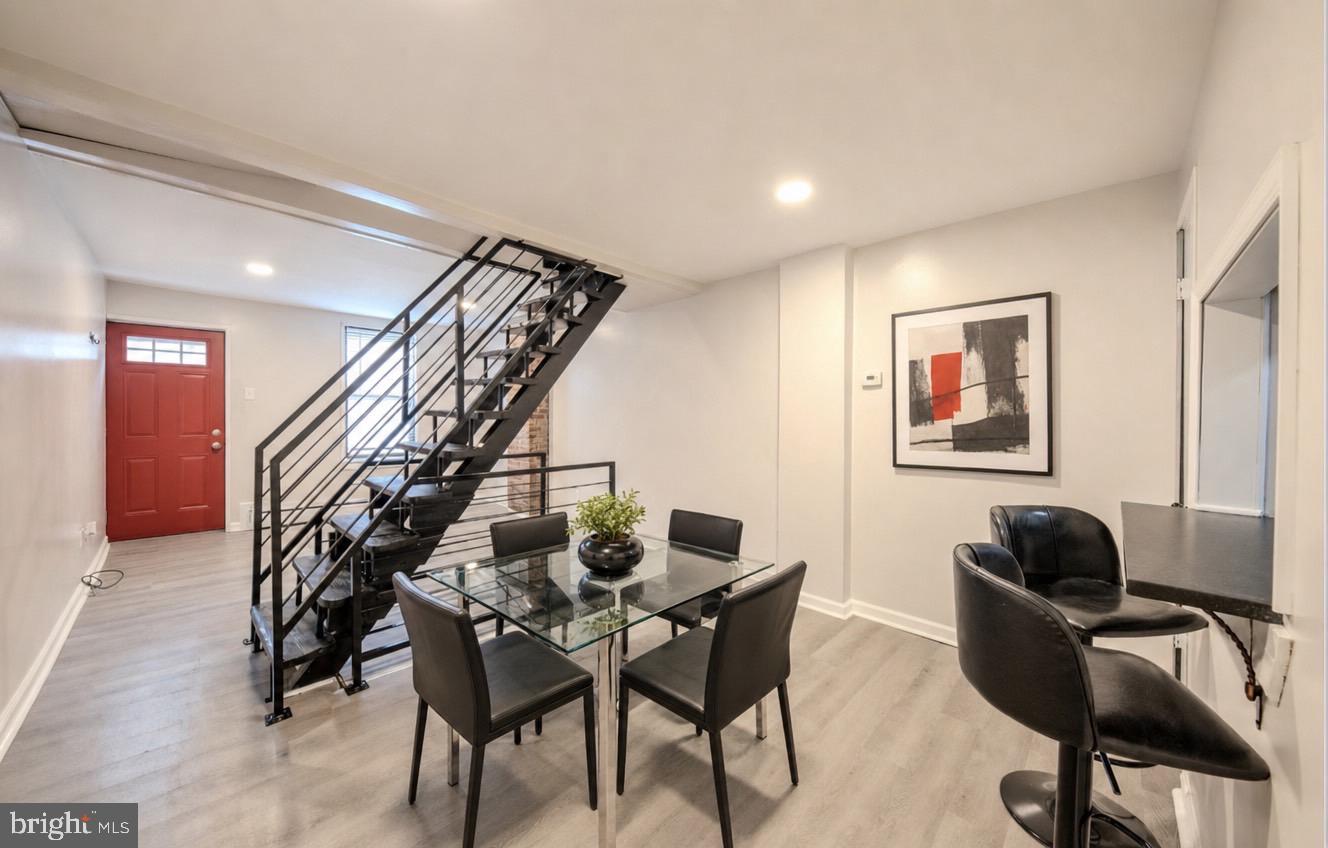 PORT RICHMOND - Residential