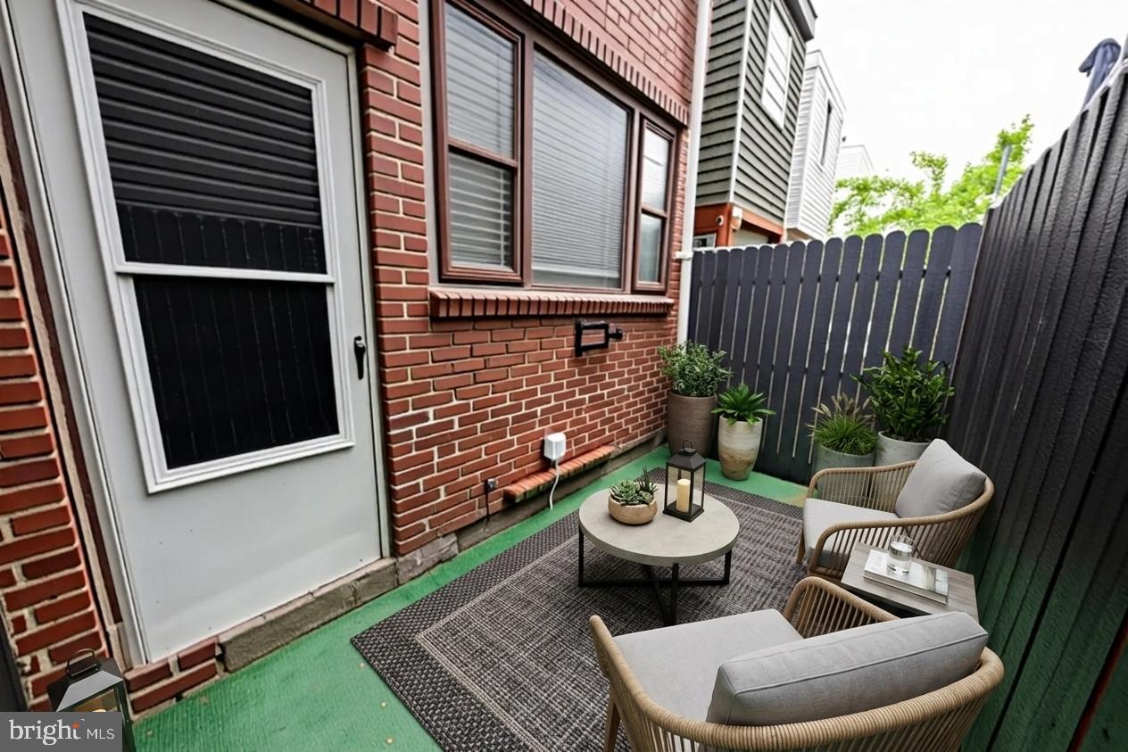 PORT RICHMOND - Residential