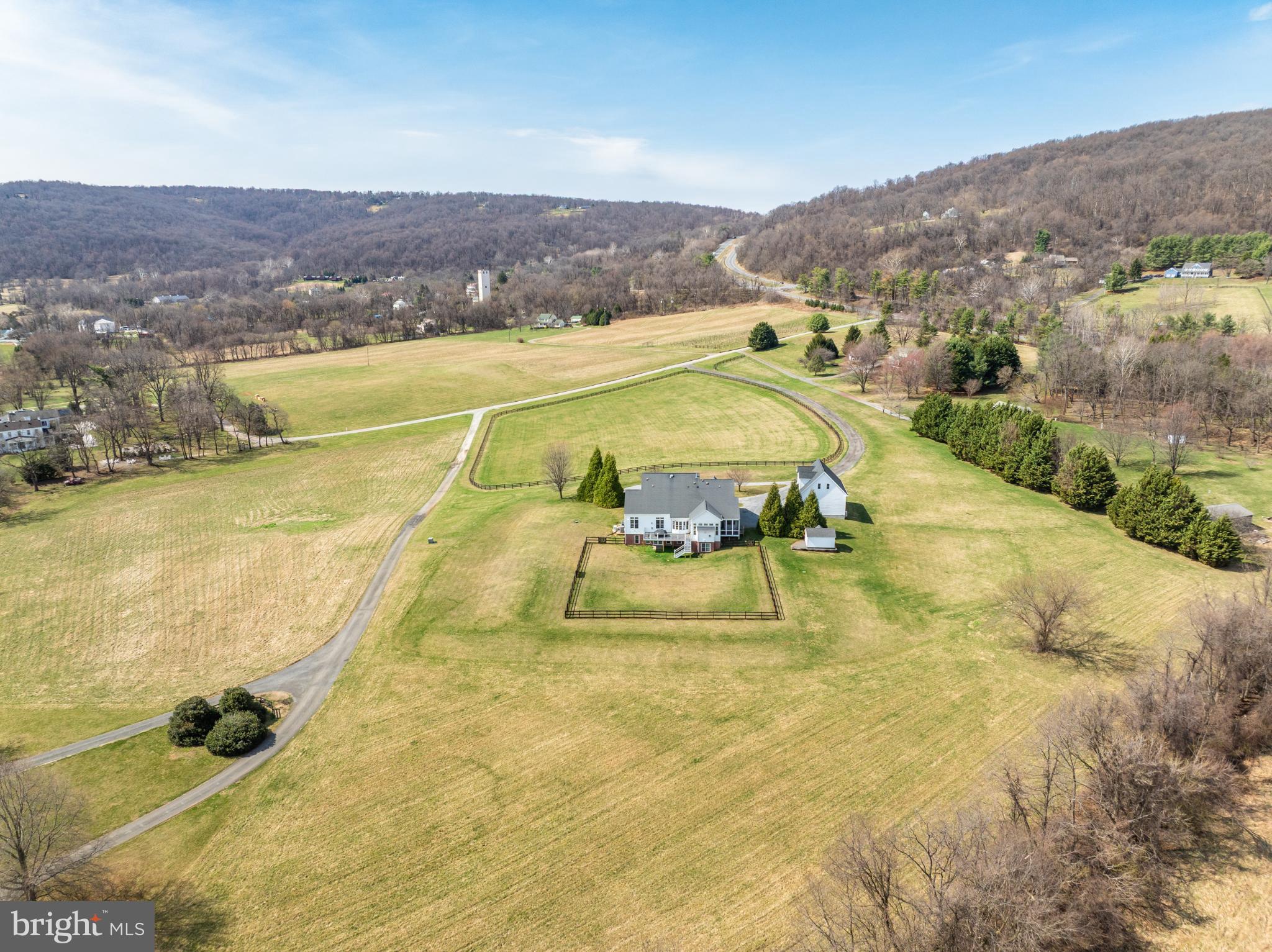 WHITEHALL FARM - Residential