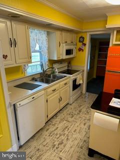 AQUIA RUN - Residential Lease