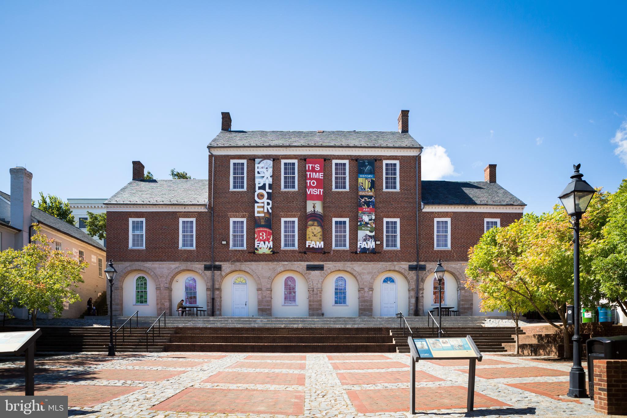 HISTORIC DISTRICT - Residential