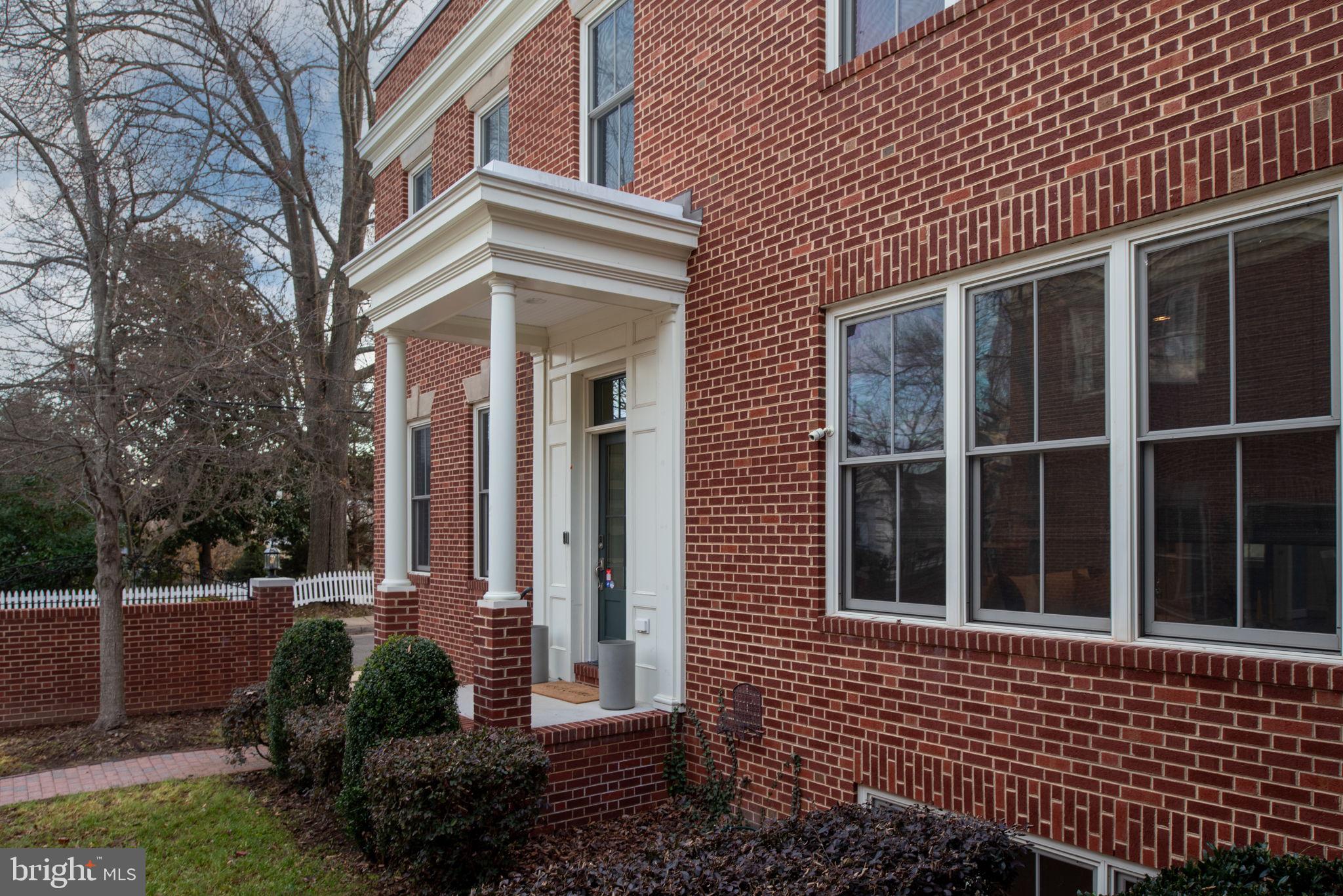 HISTORIC DISTRICT - Residential