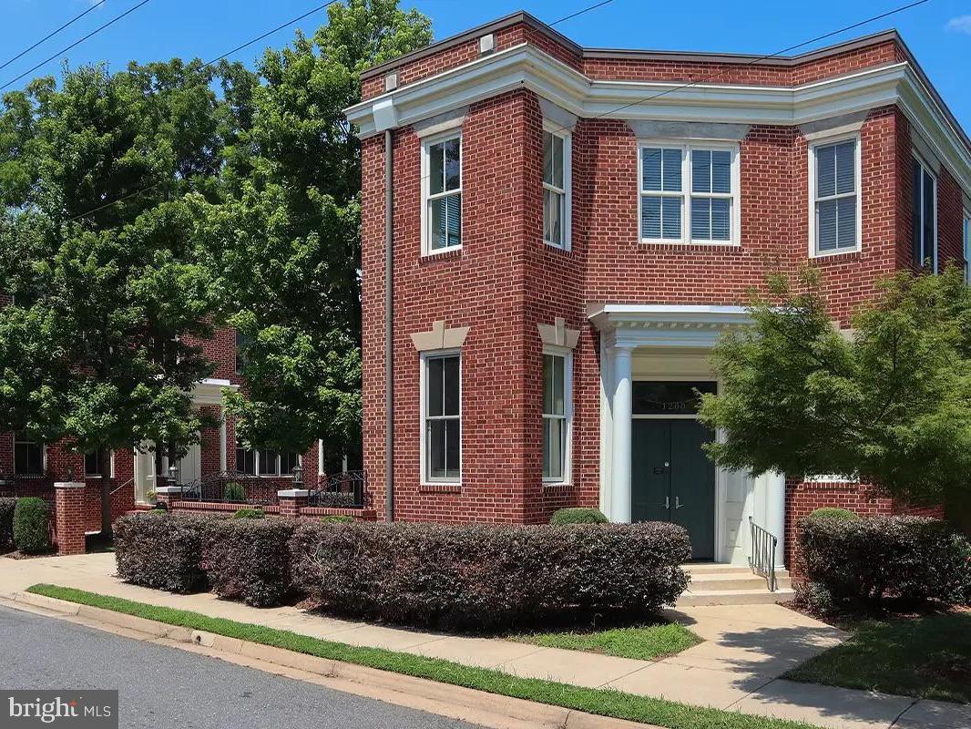 HISTORIC DISTRICT - Residential