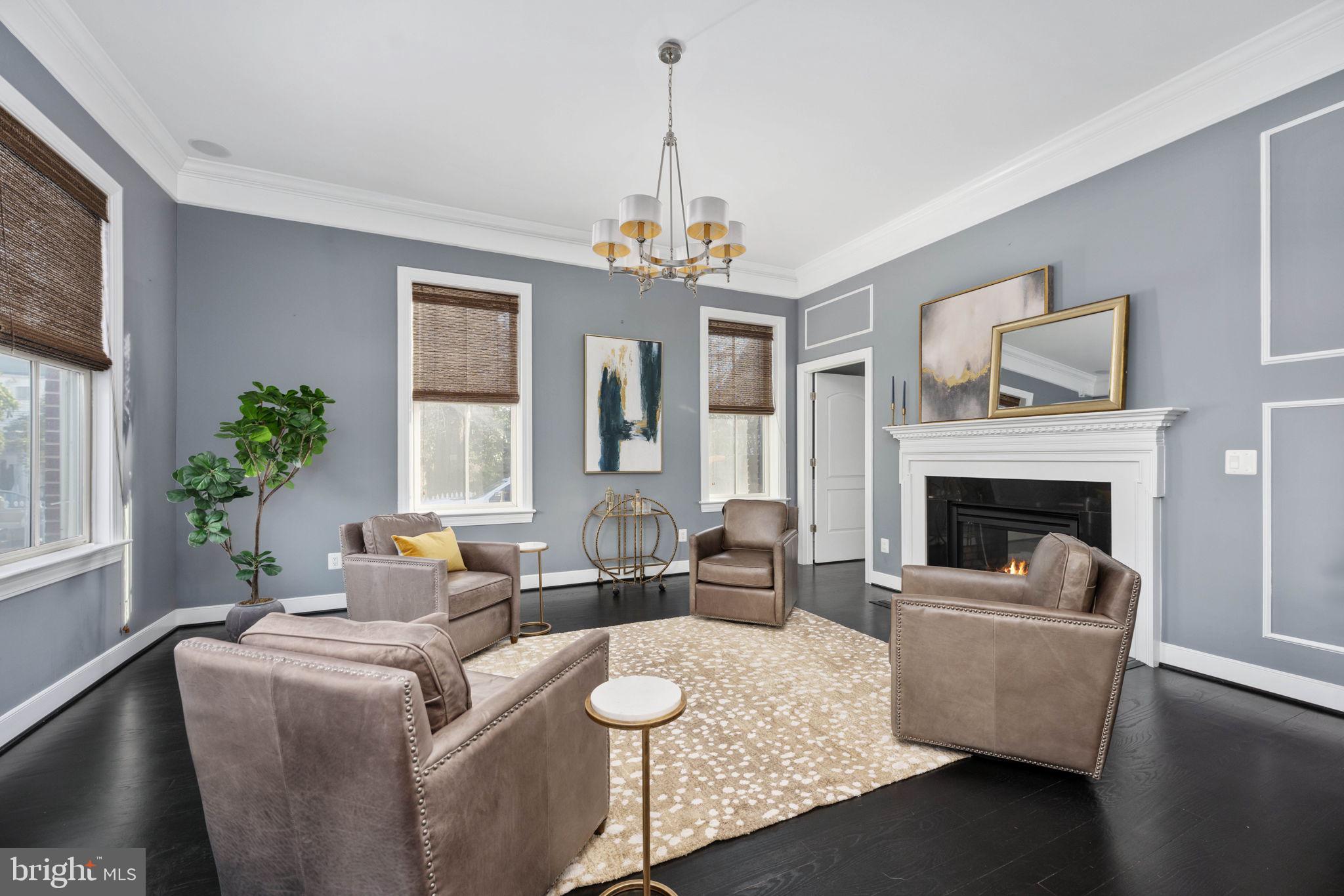 HISTORIC DISTRICT - Residential