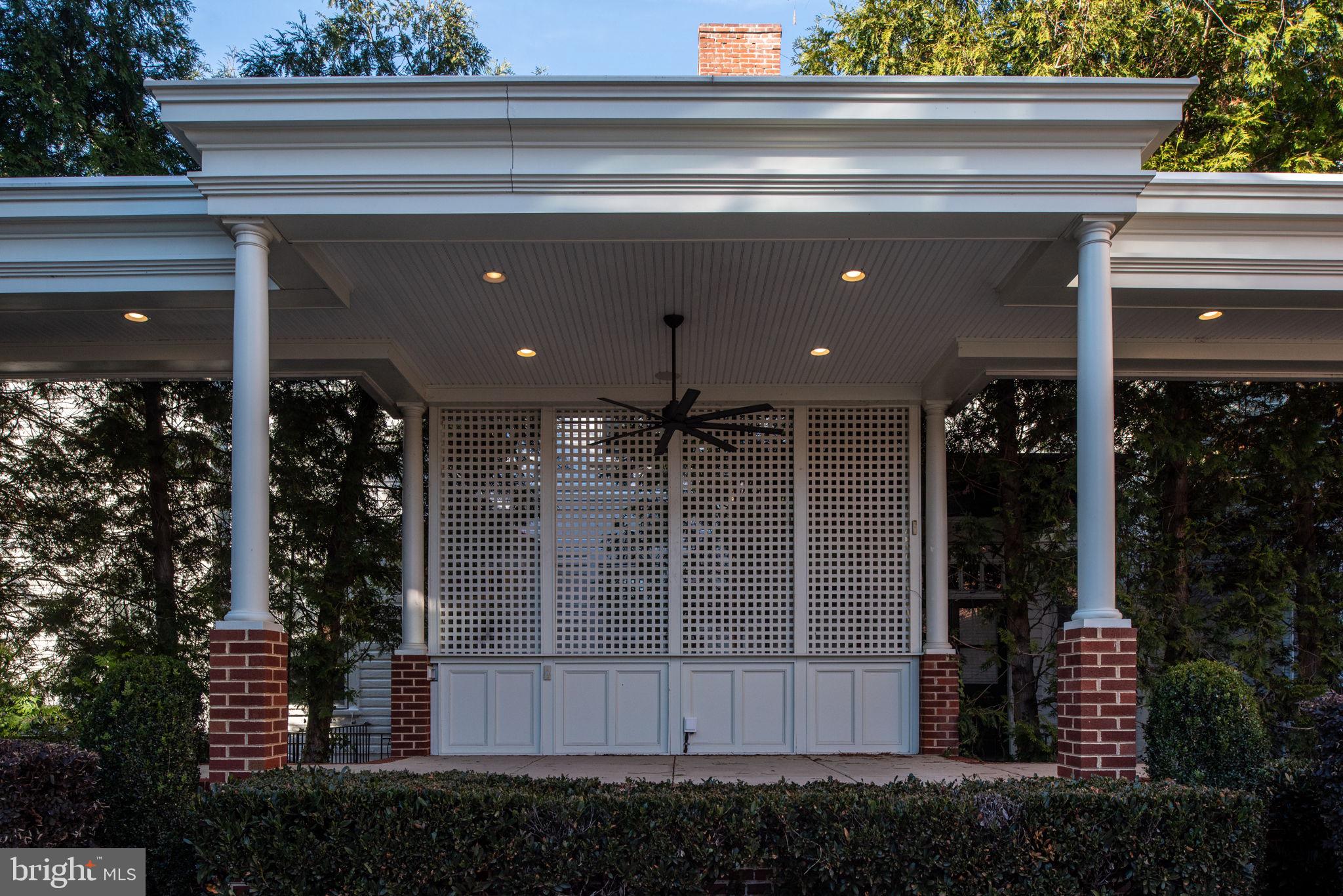 HISTORIC DISTRICT - Residential