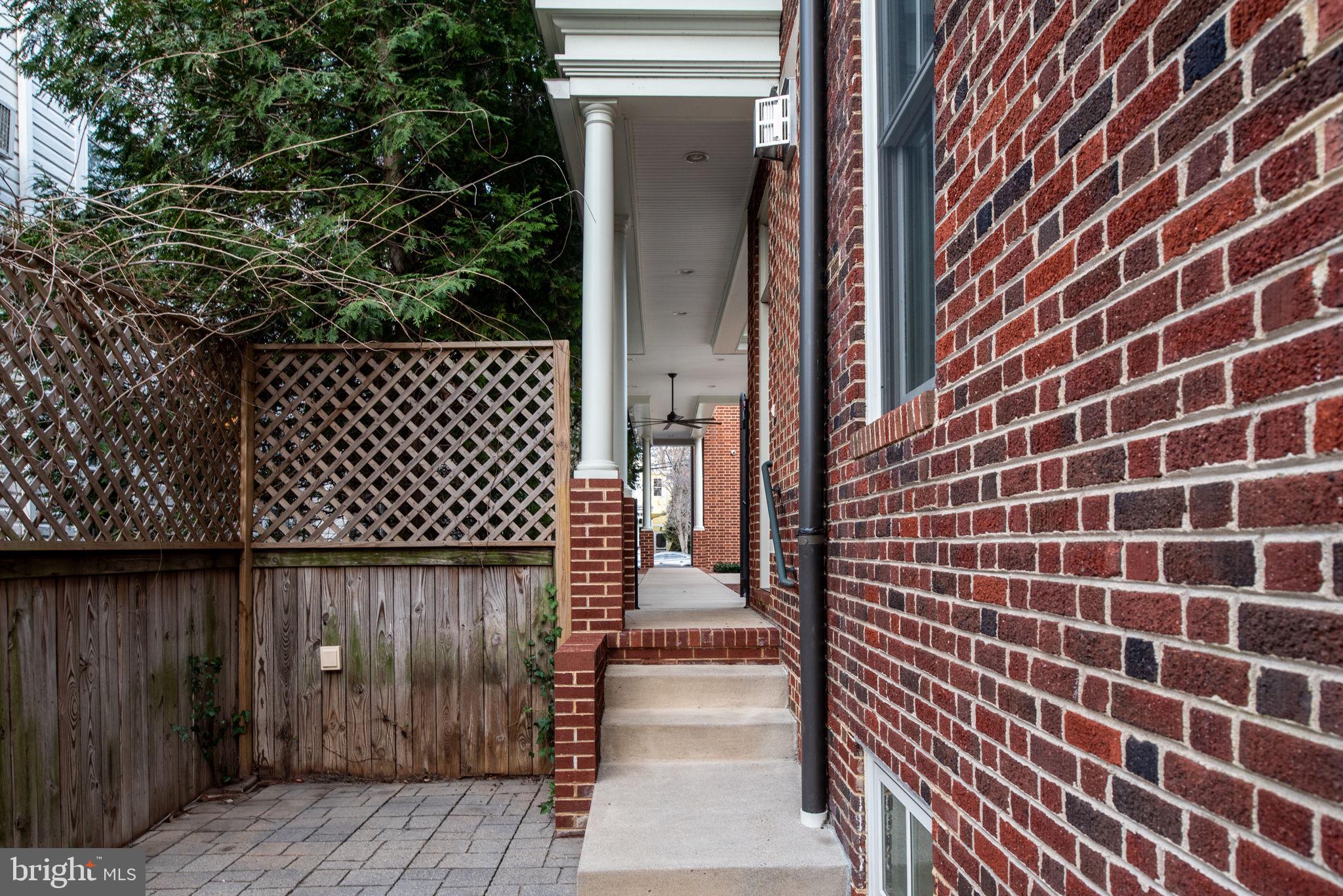 HISTORIC DISTRICT - Residential