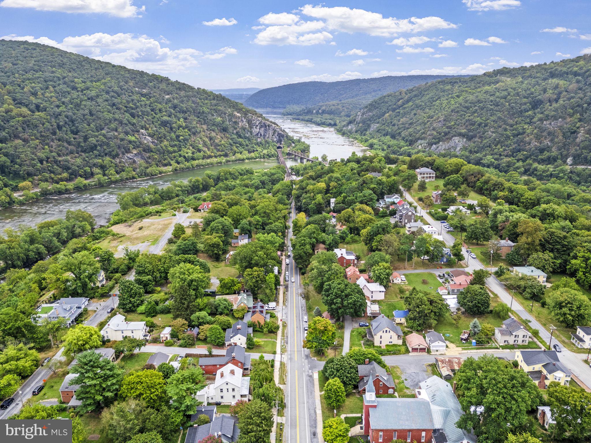 HISTORIC HARPERS FERRY - Residential