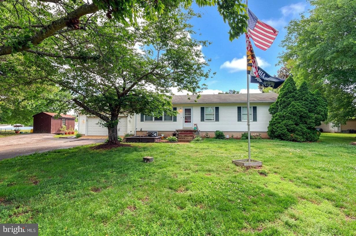 FENWICK MANOR - Residential