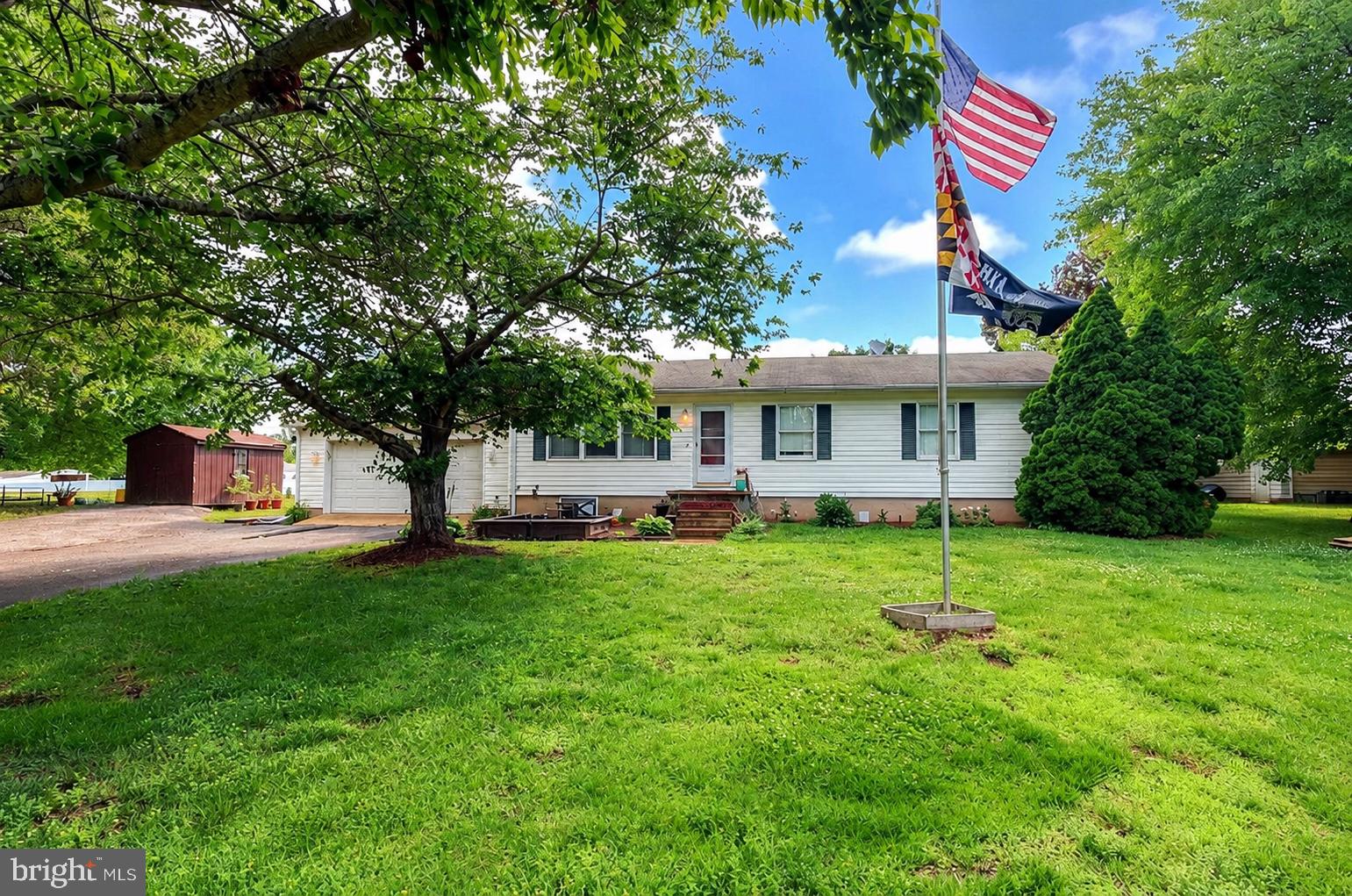 FENWICK MANOR - Residential