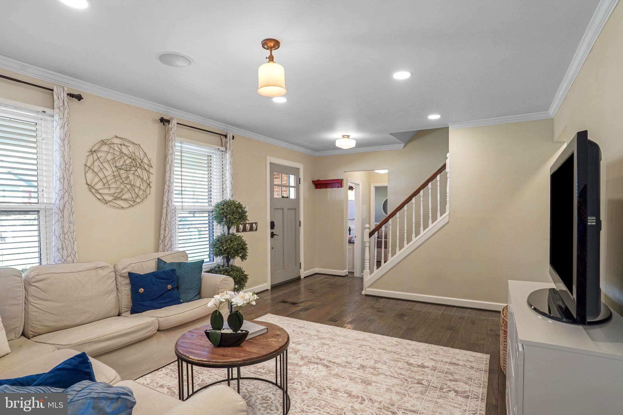 BURKE STATION SQUARE - Residential
