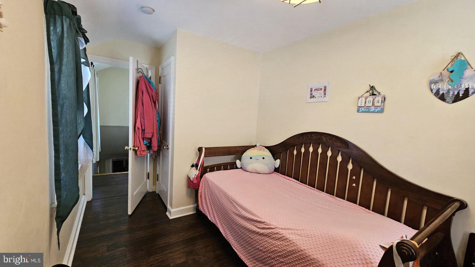 VALLEY VIEW - Residential