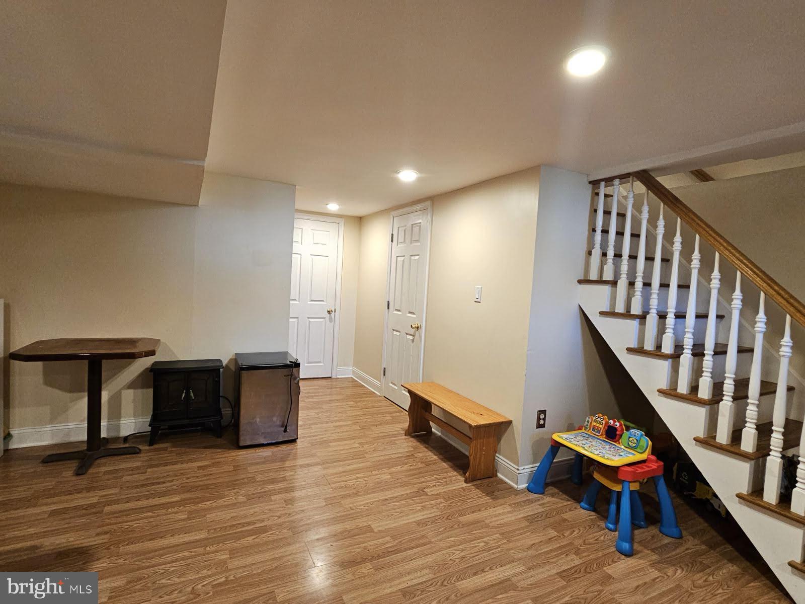 VALLEY VIEW - Residential