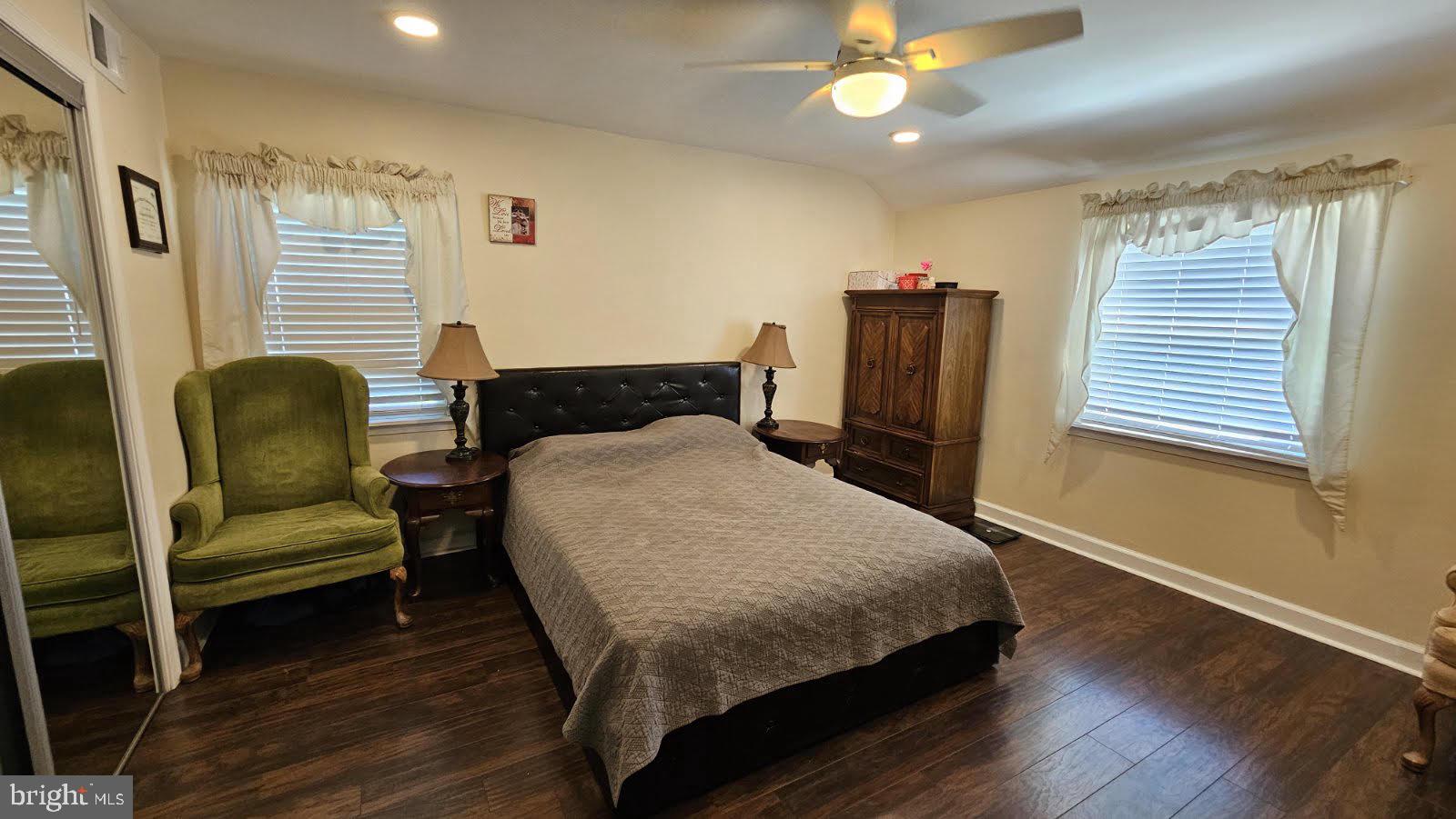 VALLEY VIEW - Residential
