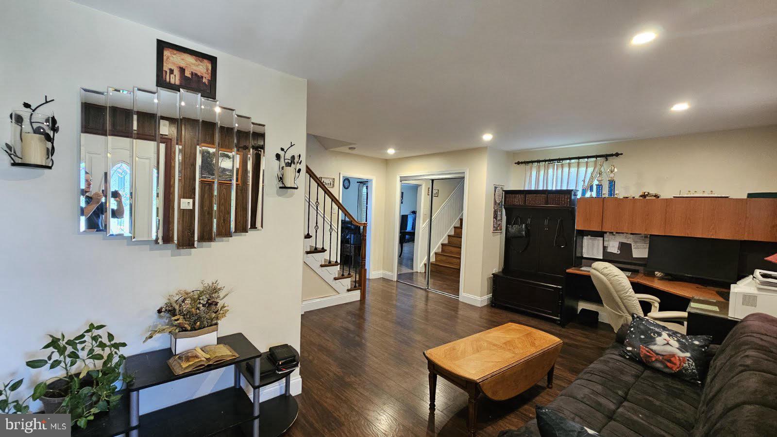 VALLEY VIEW - Residential