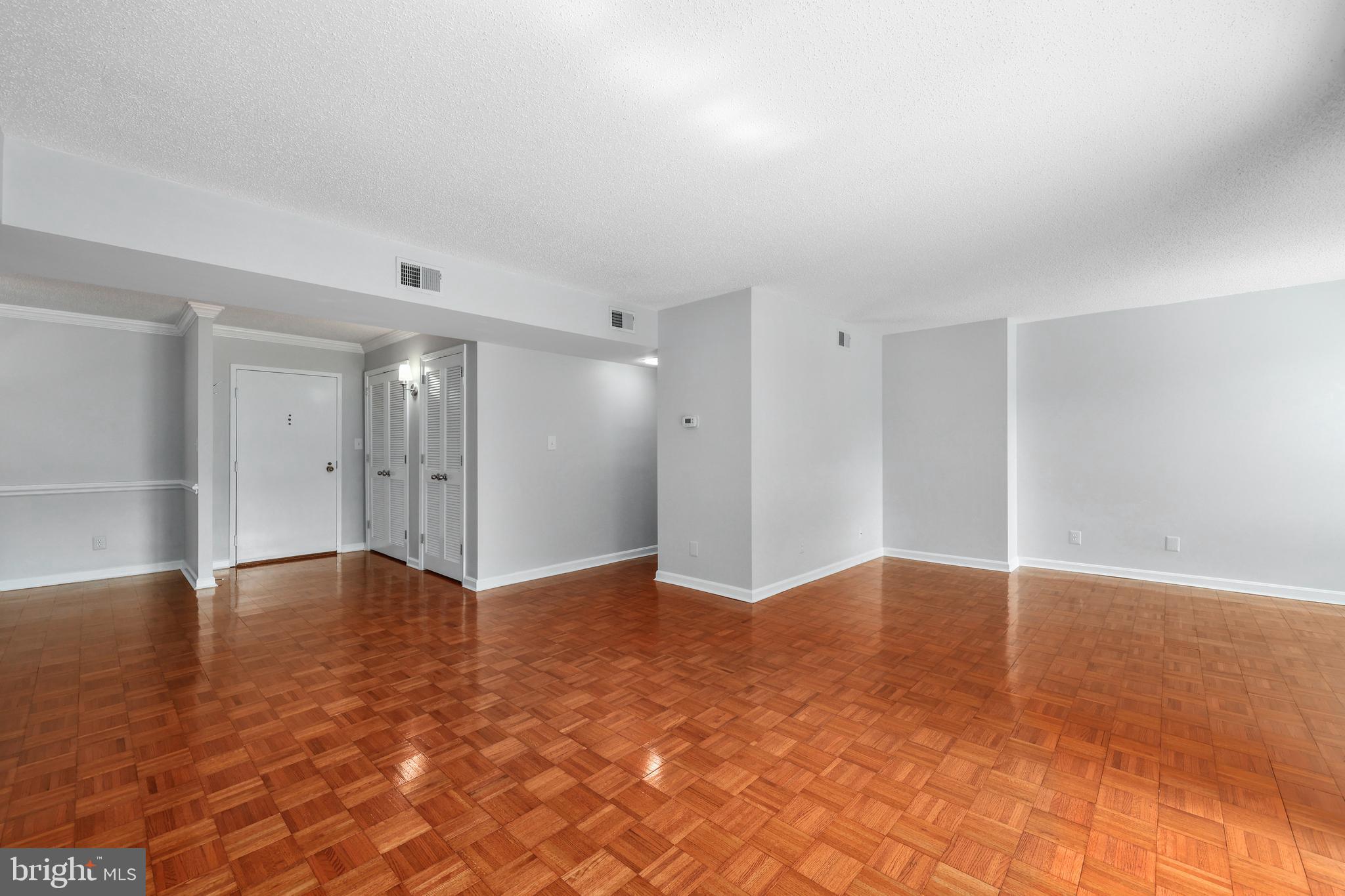 THE PLAZA - Residential