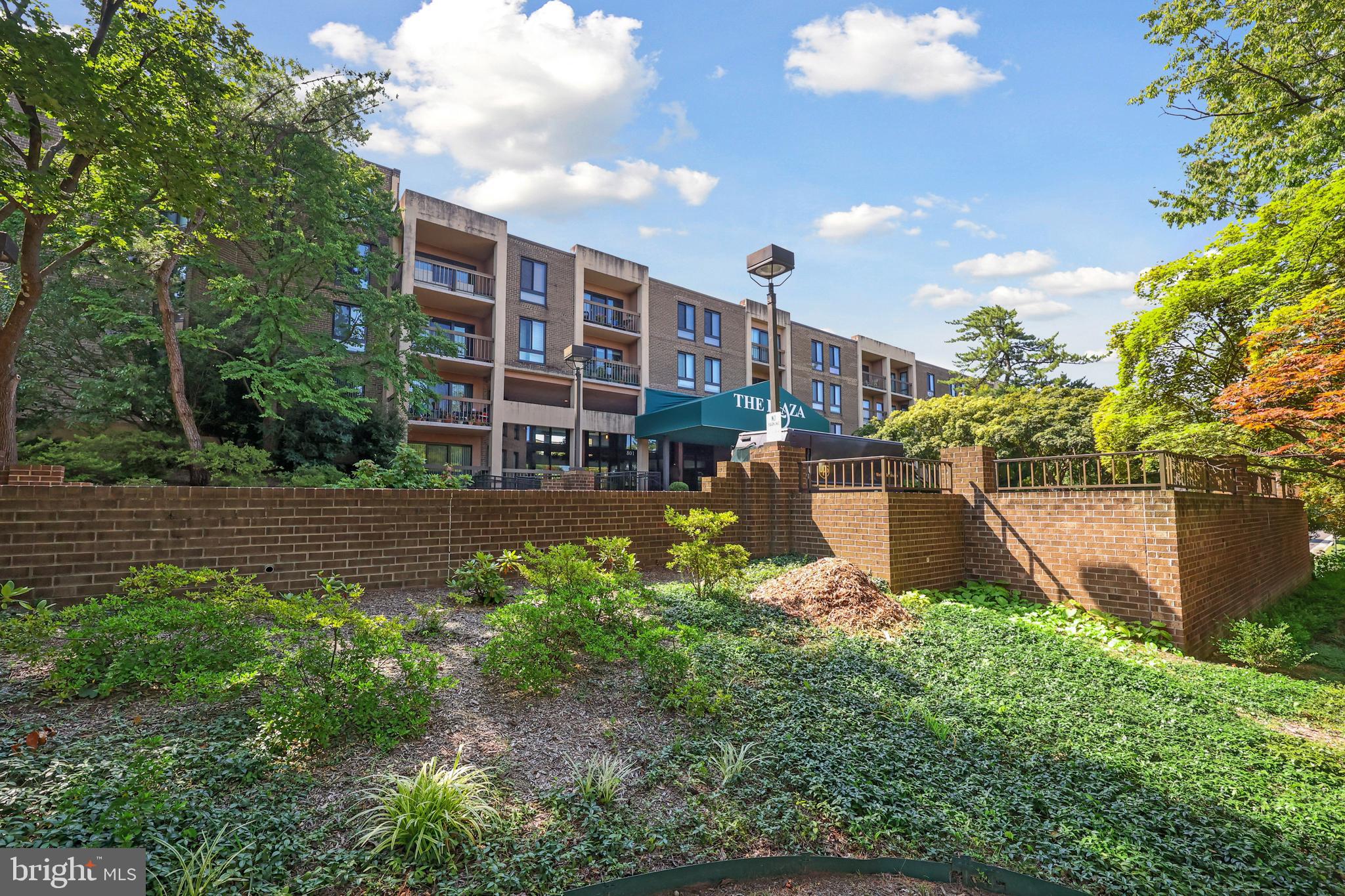 THE PLAZA - Residential