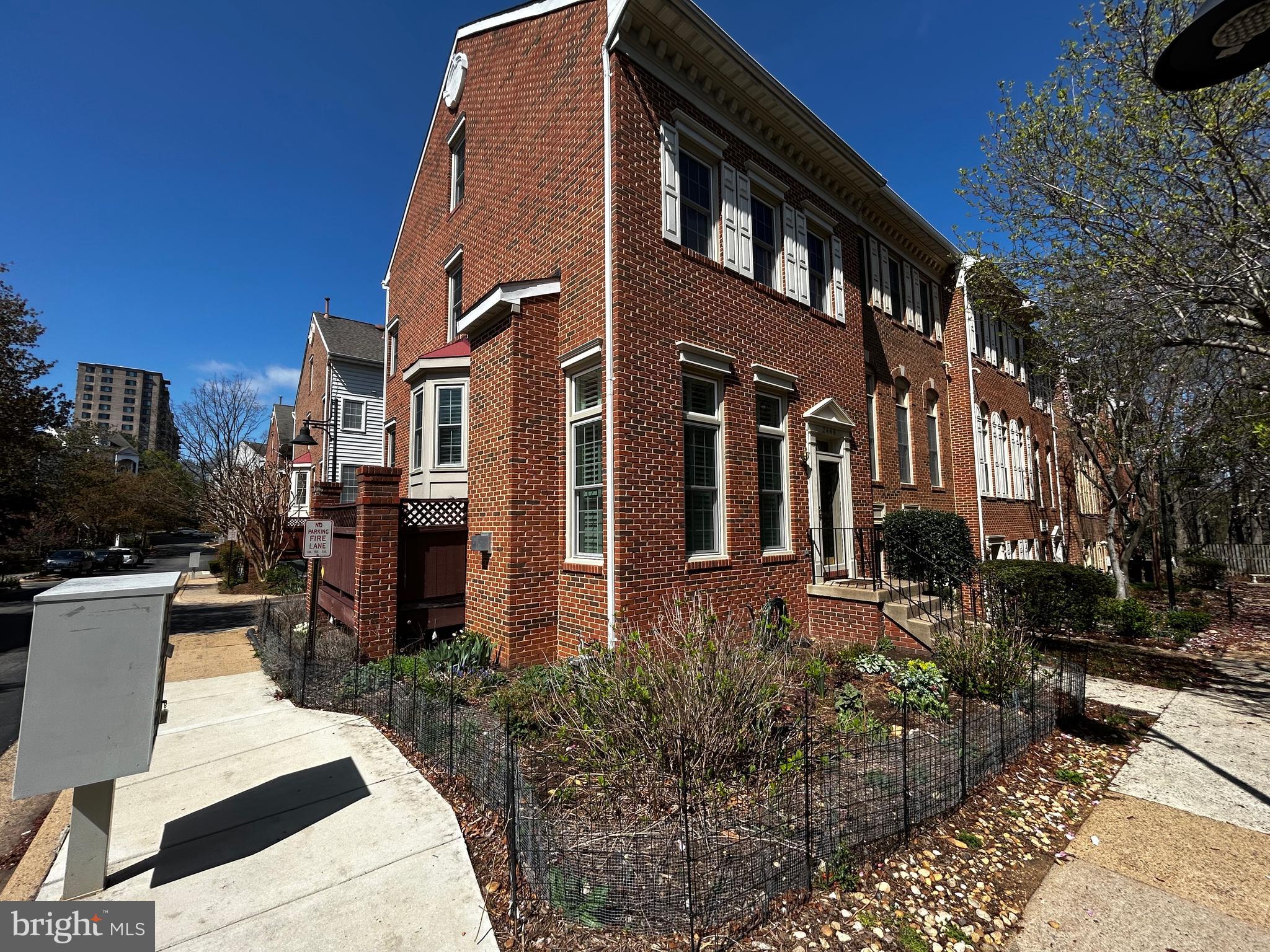 STONEGATE - Residential Lease