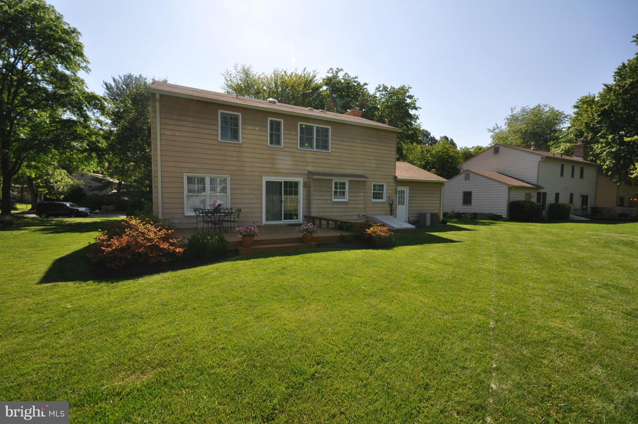 RIVERSIDE PARK HESSICK - Residential
