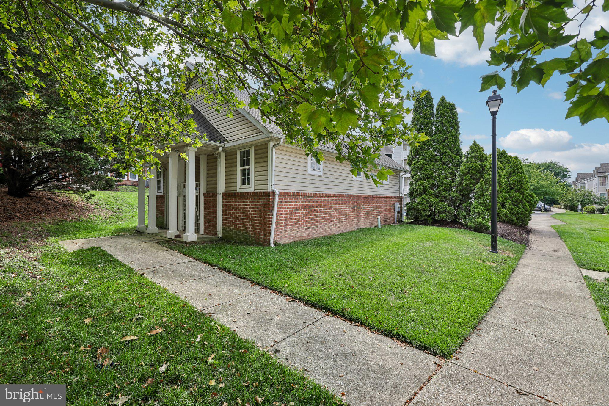 ELKRIDGE TOWN CENTER - Residential