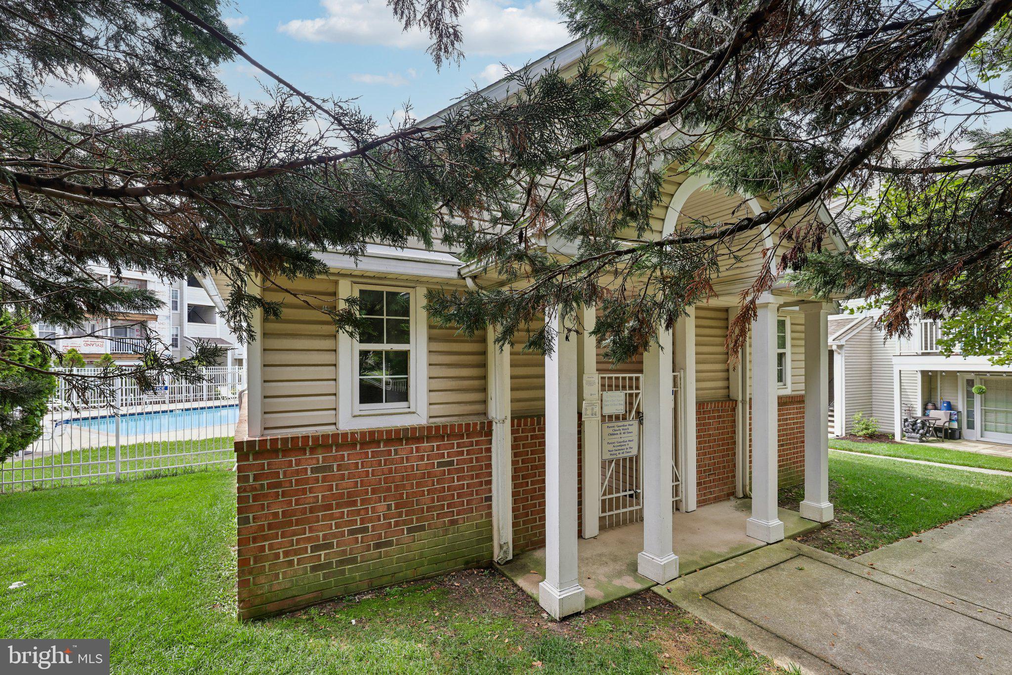 ELKRIDGE TOWN CENTER - Residential