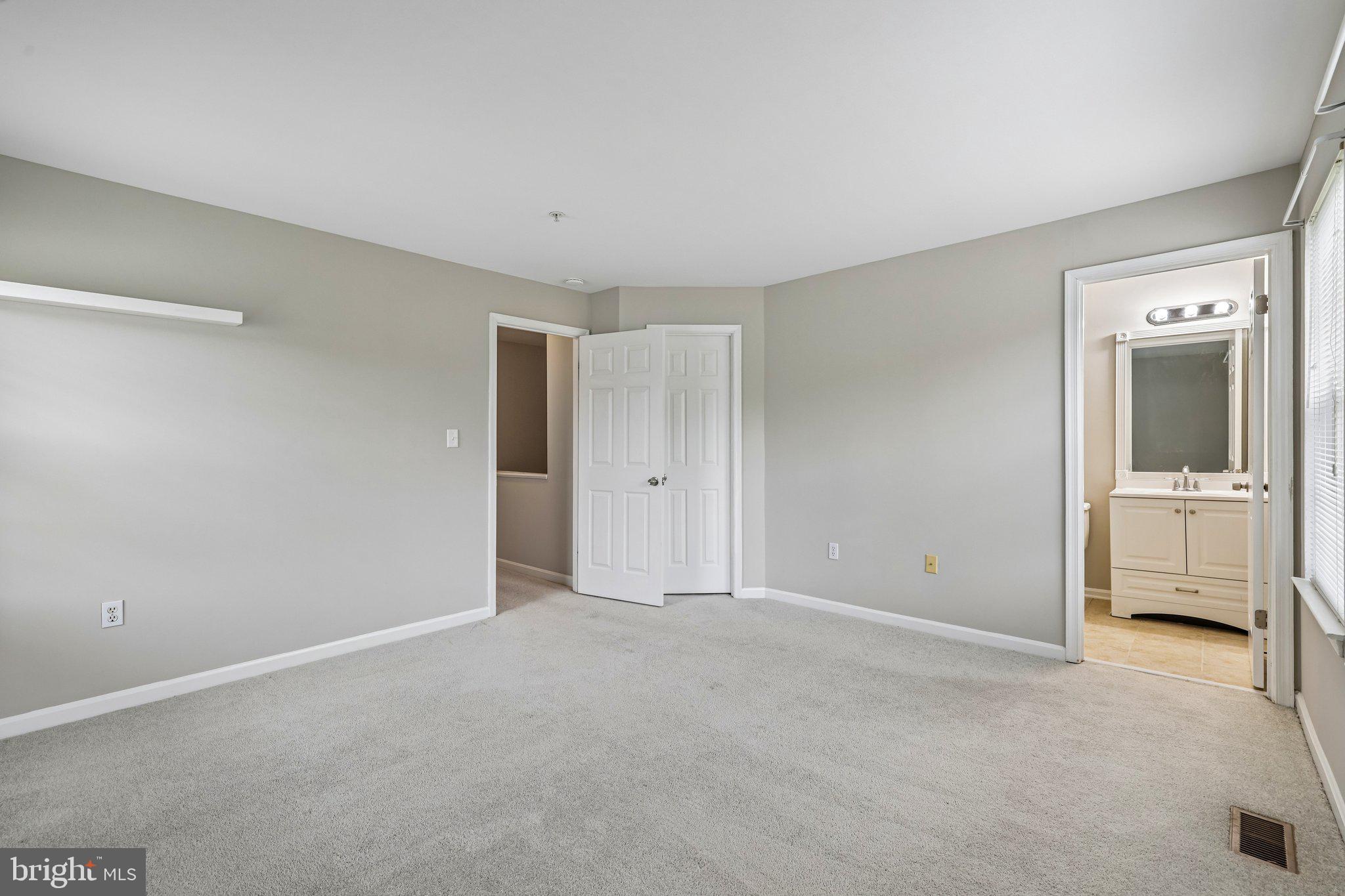 ELKRIDGE TOWN CENTER - Residential