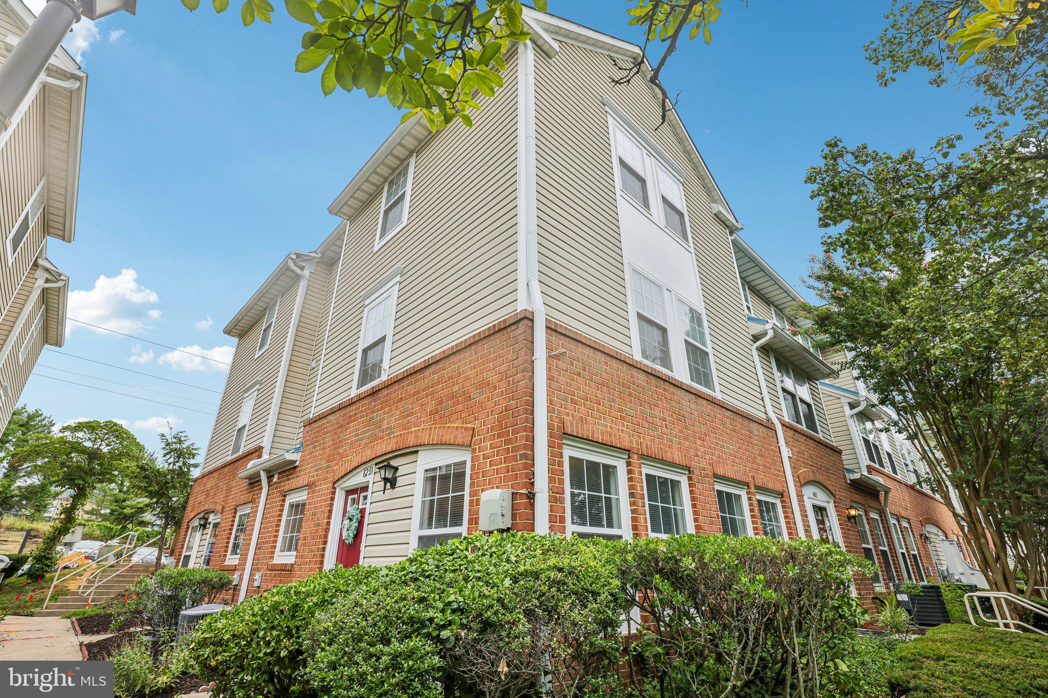 ELKRIDGE TOWN CENTER - Residential