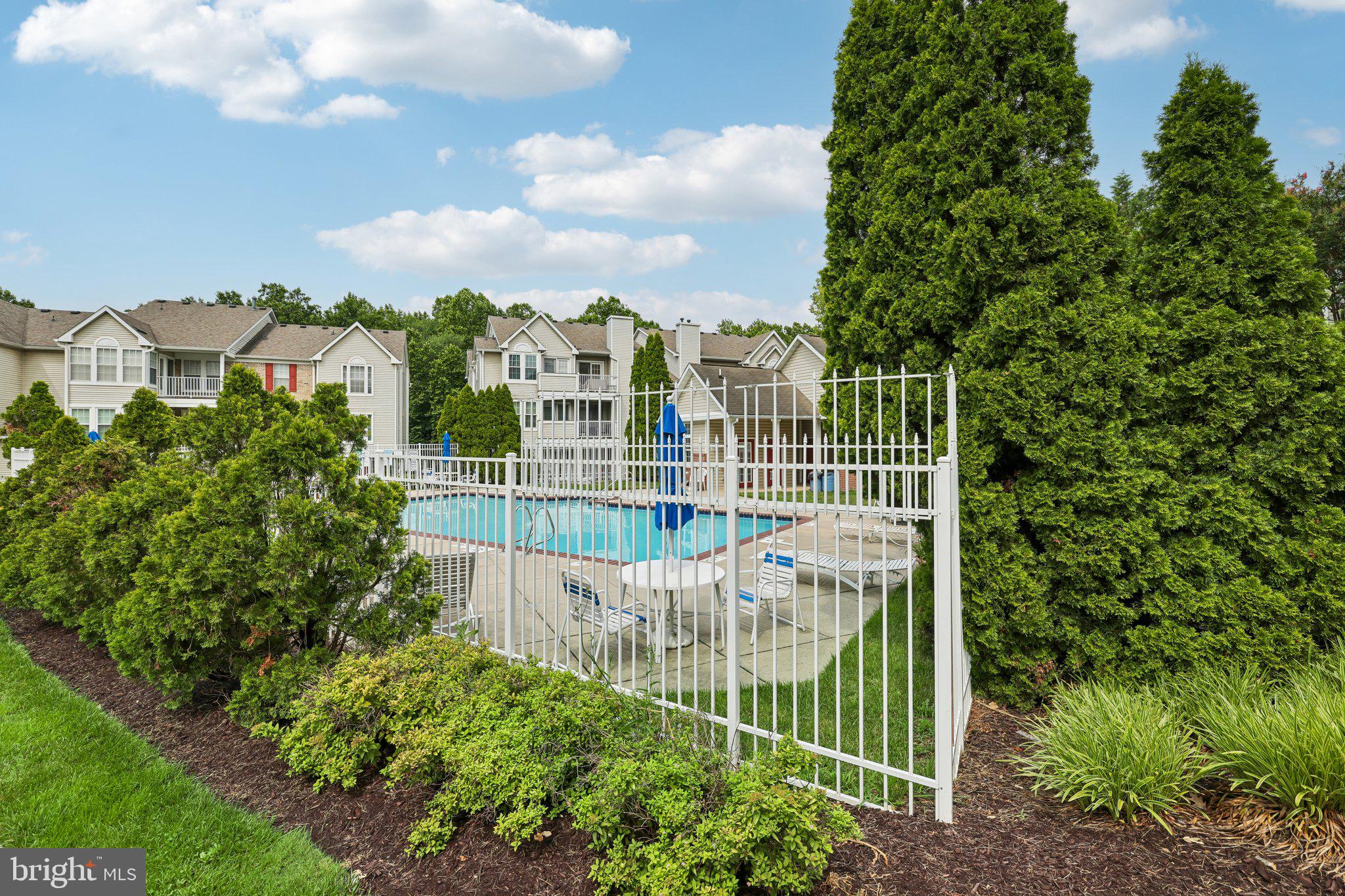 ELKRIDGE TOWN CENTER - Residential