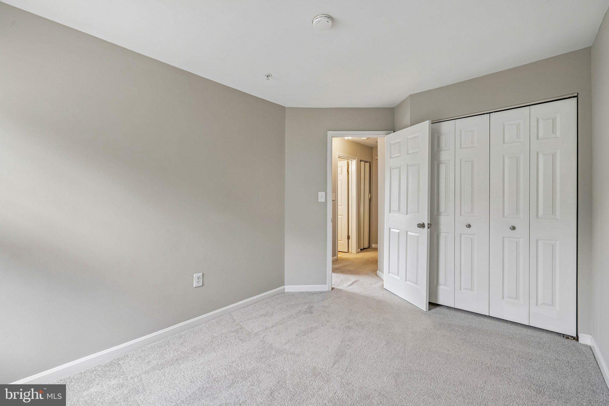 ELKRIDGE TOWN CENTER - Residential