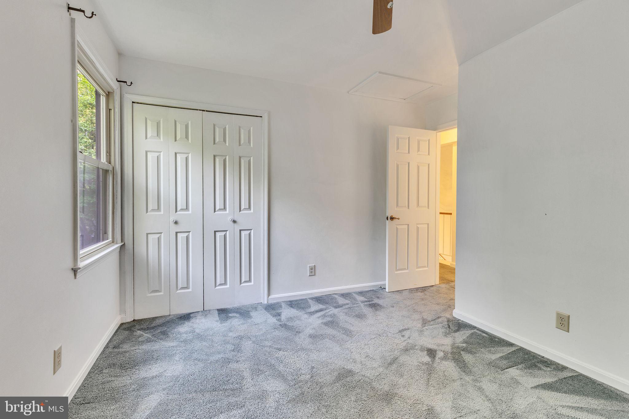 HERITAGE OAKS - Residential