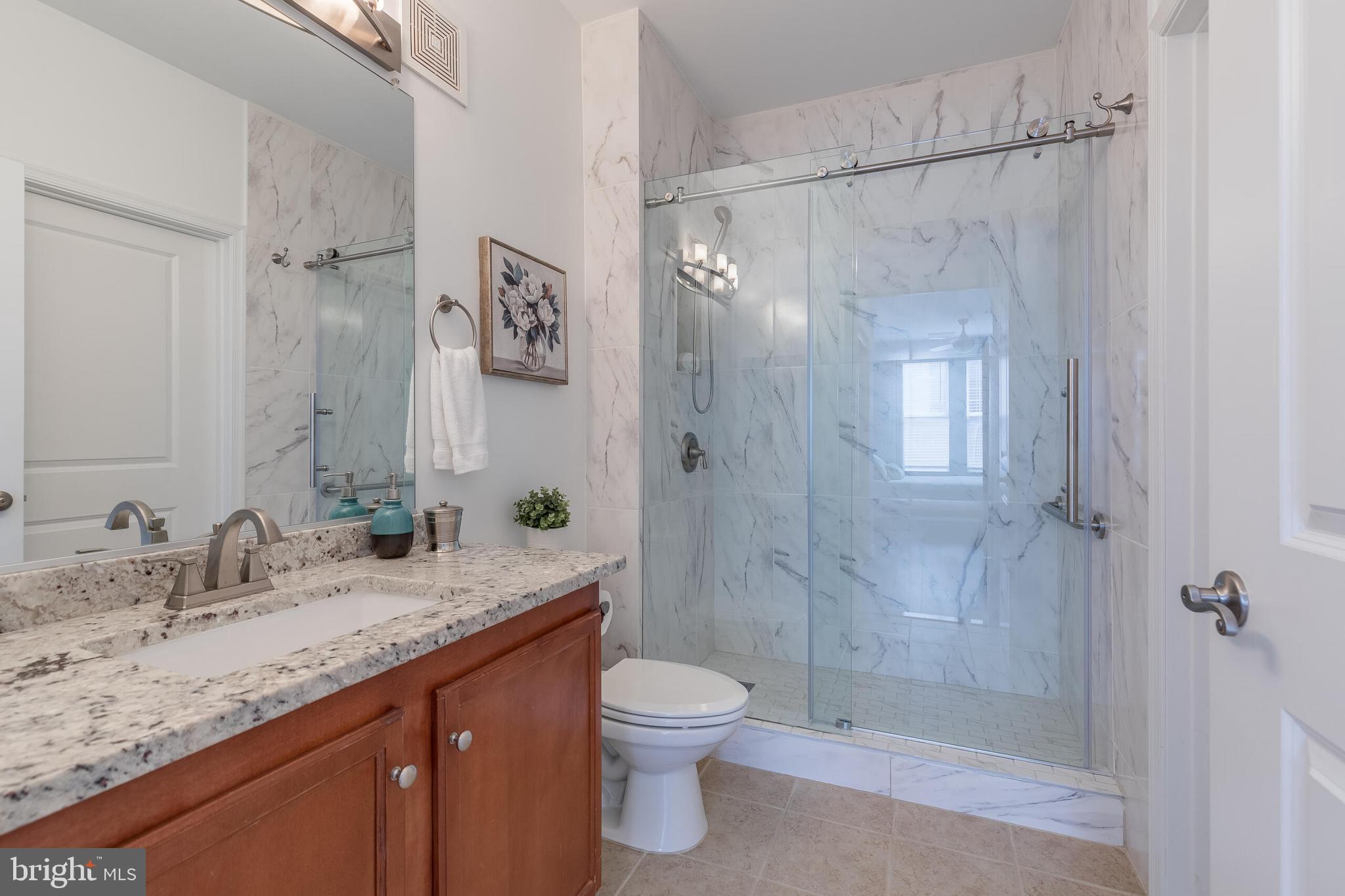 HALSTEAD AT THE METRO - Residential