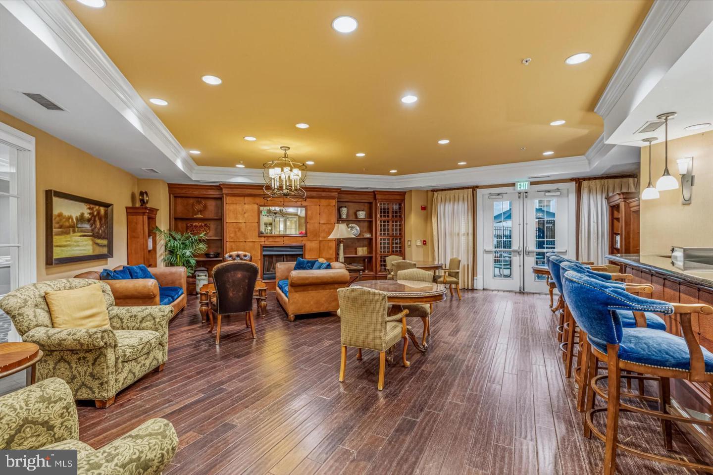 HALSTEAD AT THE METRO - Residential