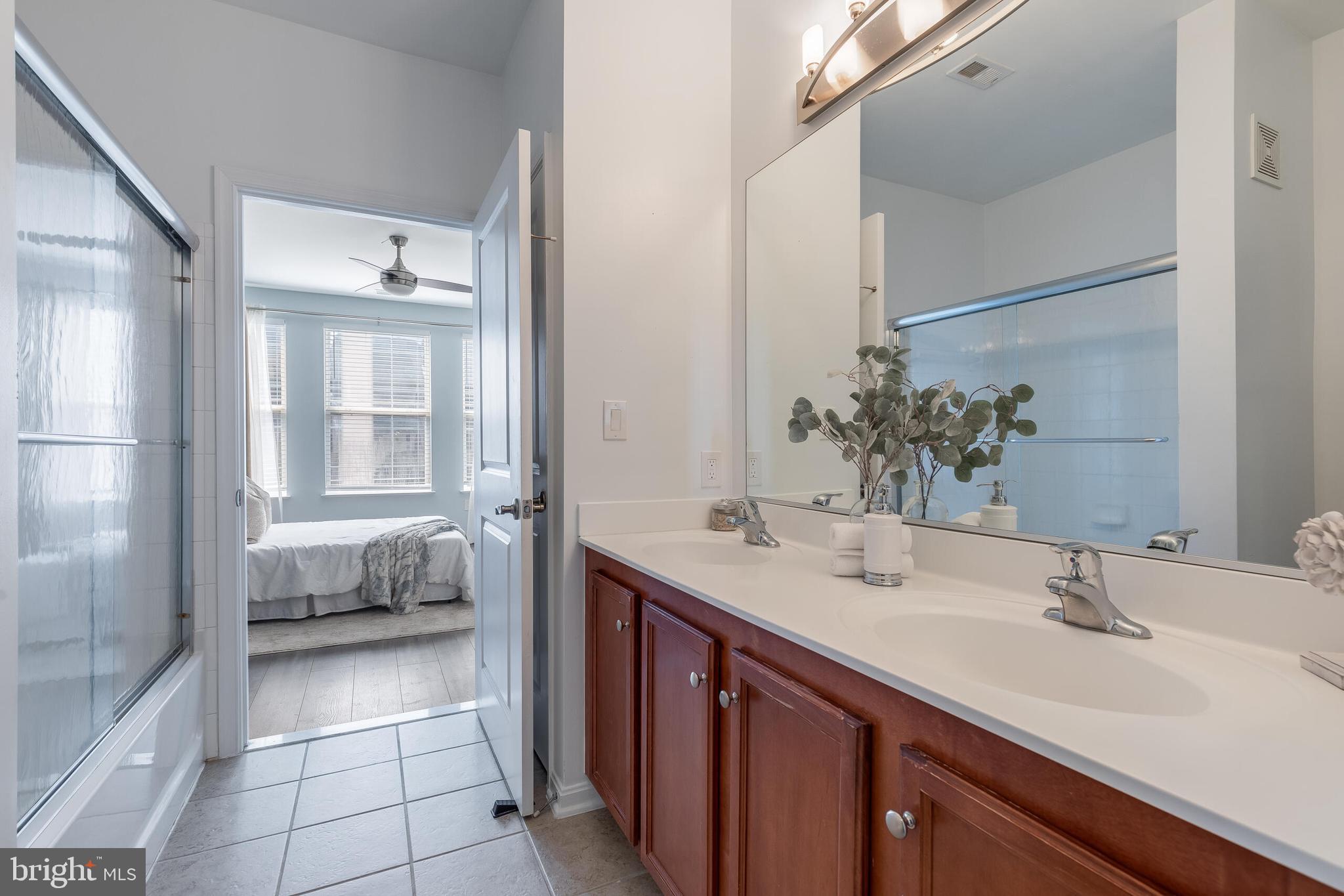 HALSTEAD AT THE METRO - Residential