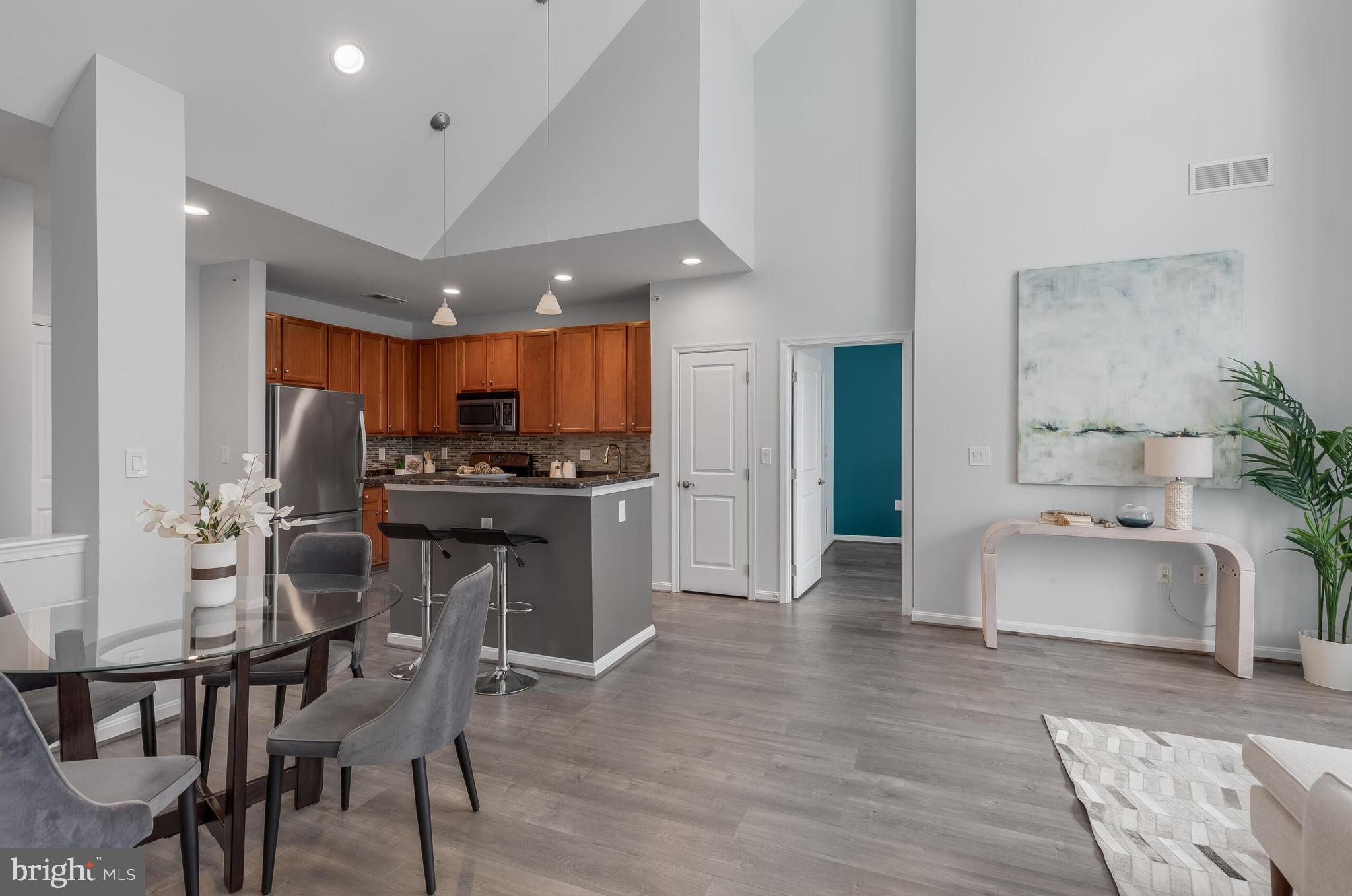 HALSTEAD AT THE METRO - Residential