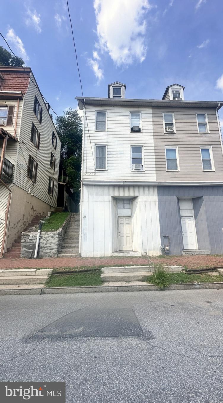 STEELTON BOROUGH - Residential