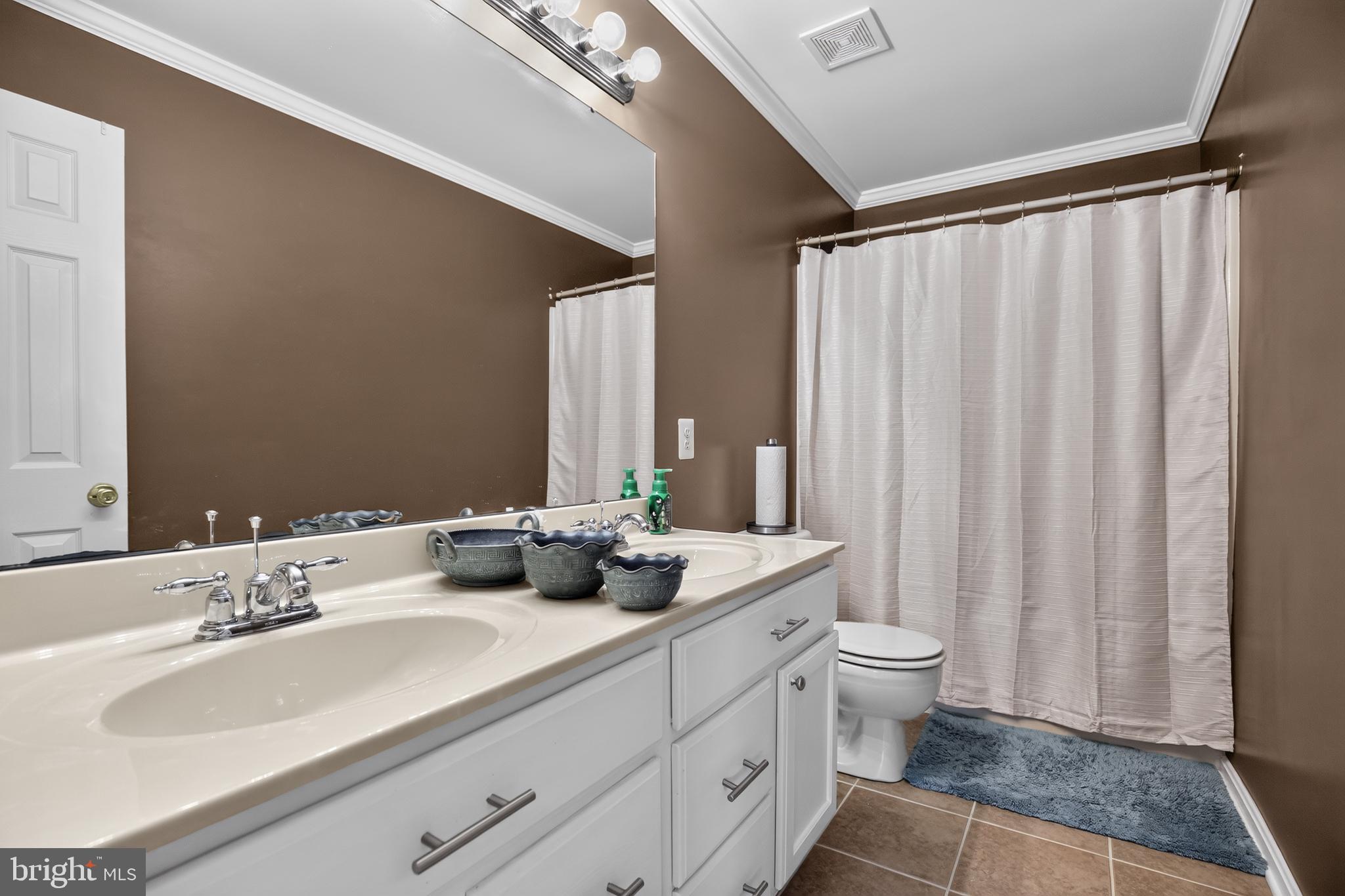 VILLAGES AT LEONARDTOWN - Residential
