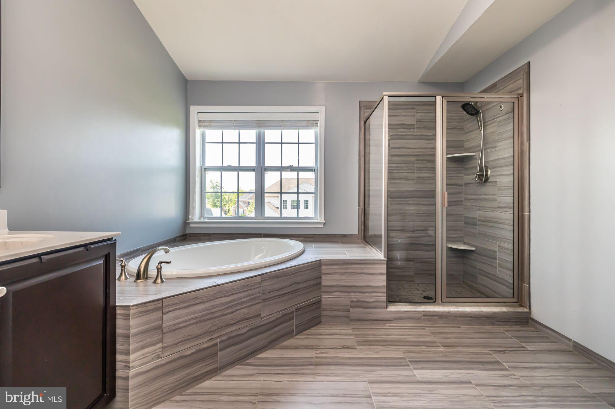 WOODLANDS AT WARWICK - Residential
