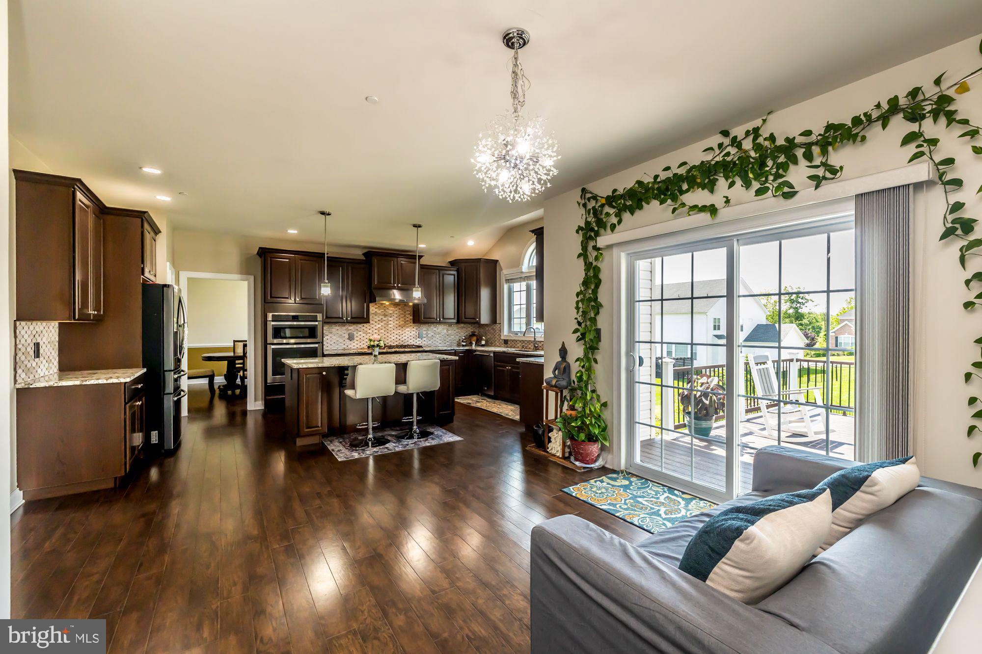 WOODLANDS AT WARWICK - Residential