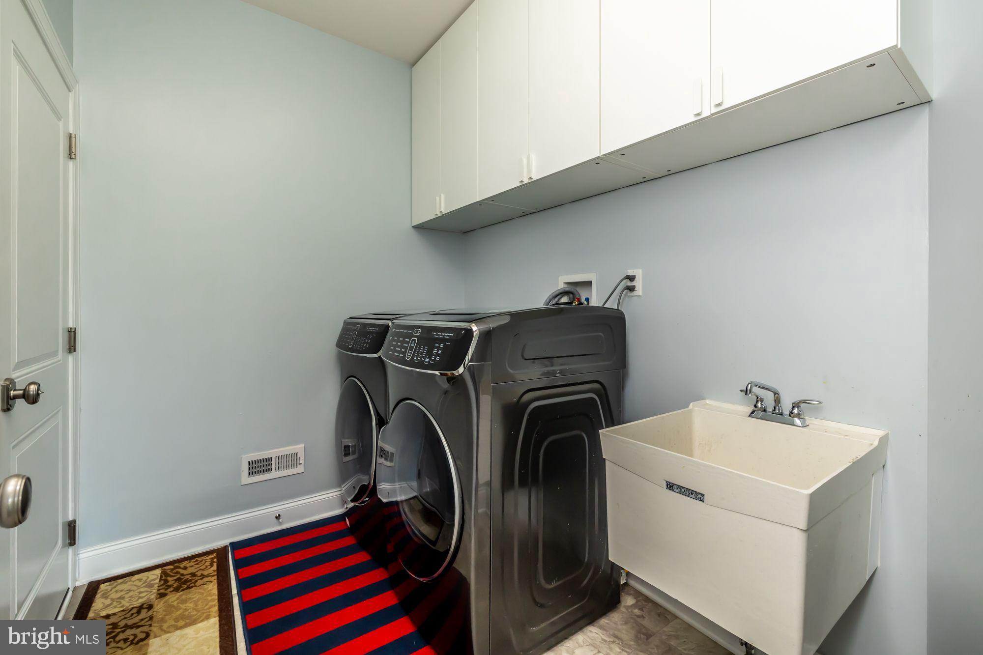 WOODLANDS AT WARWICK - Residential