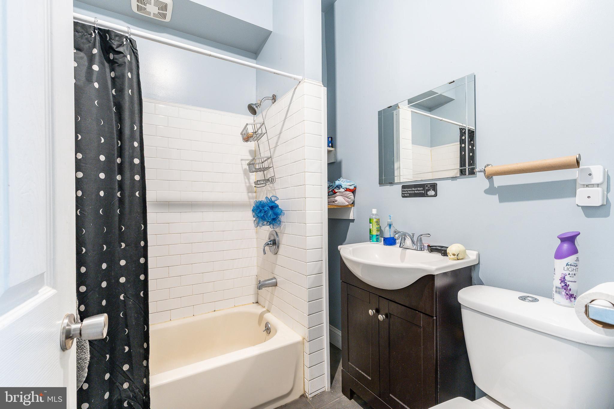 WEST PHILADELPHIA - Residential
