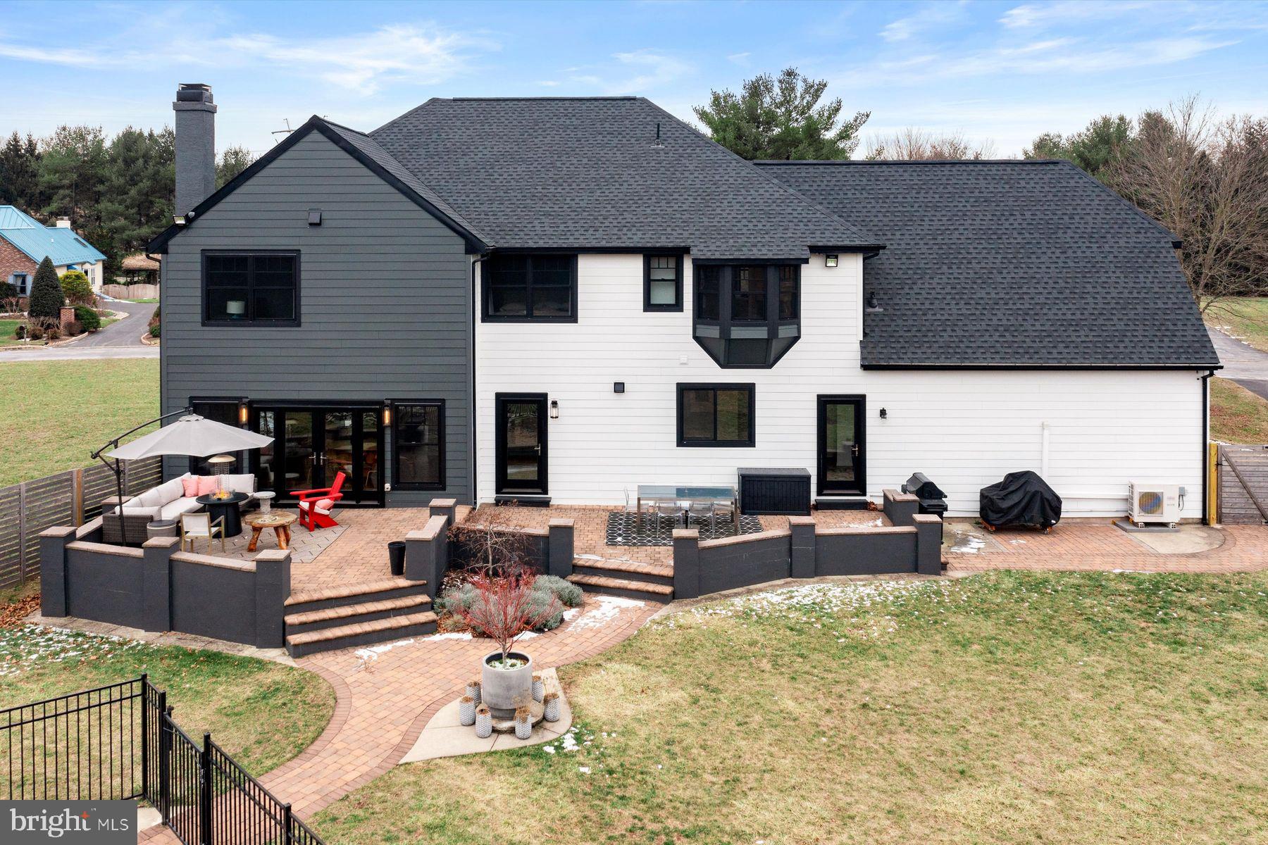 CANAL WALK - Residential