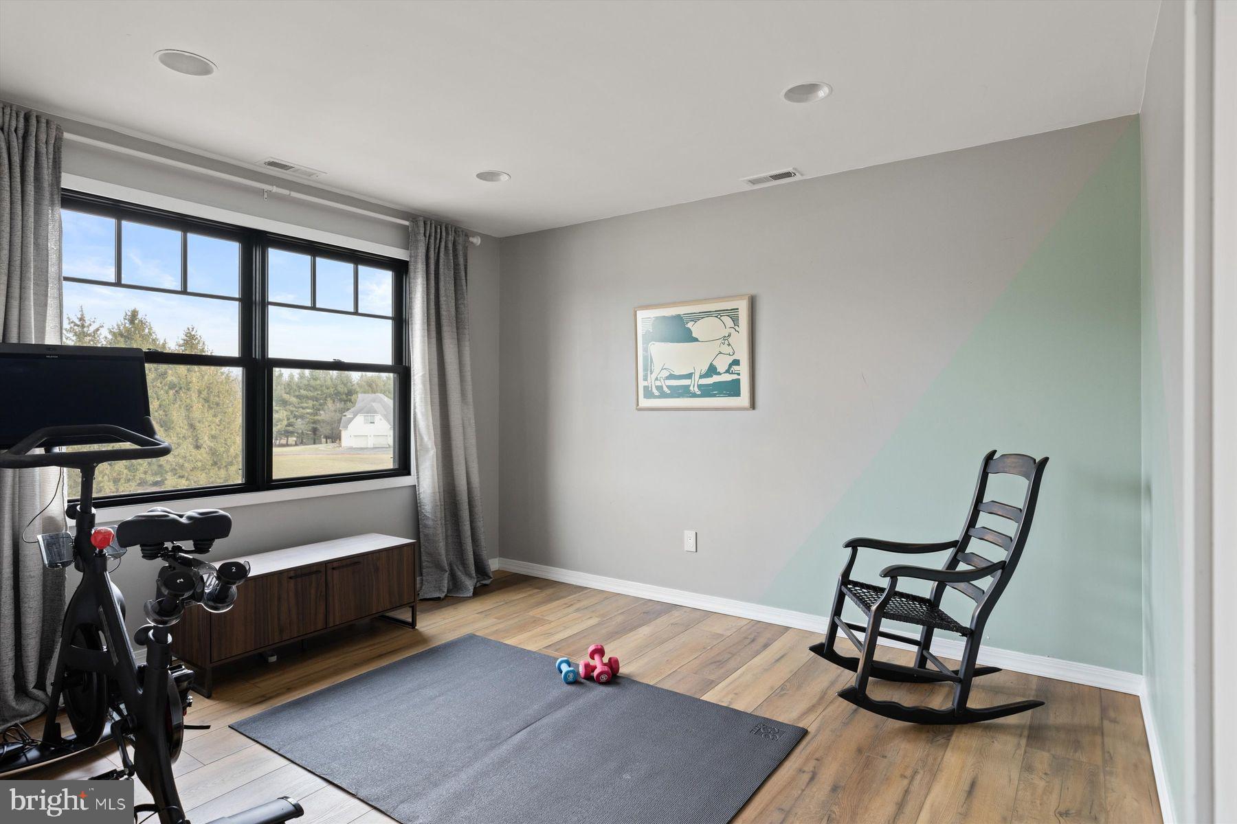 CANAL WALK - Residential