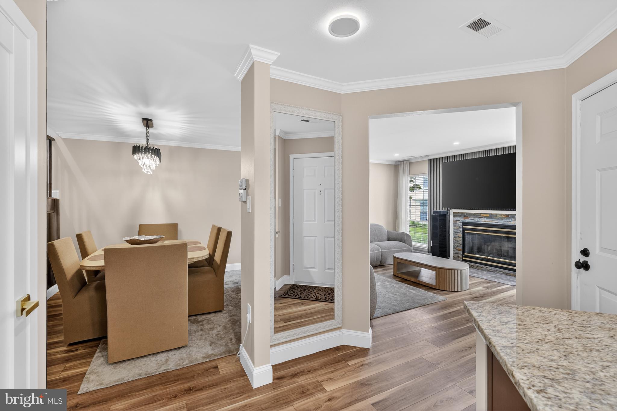 VILLAGE SHIRES - Residential