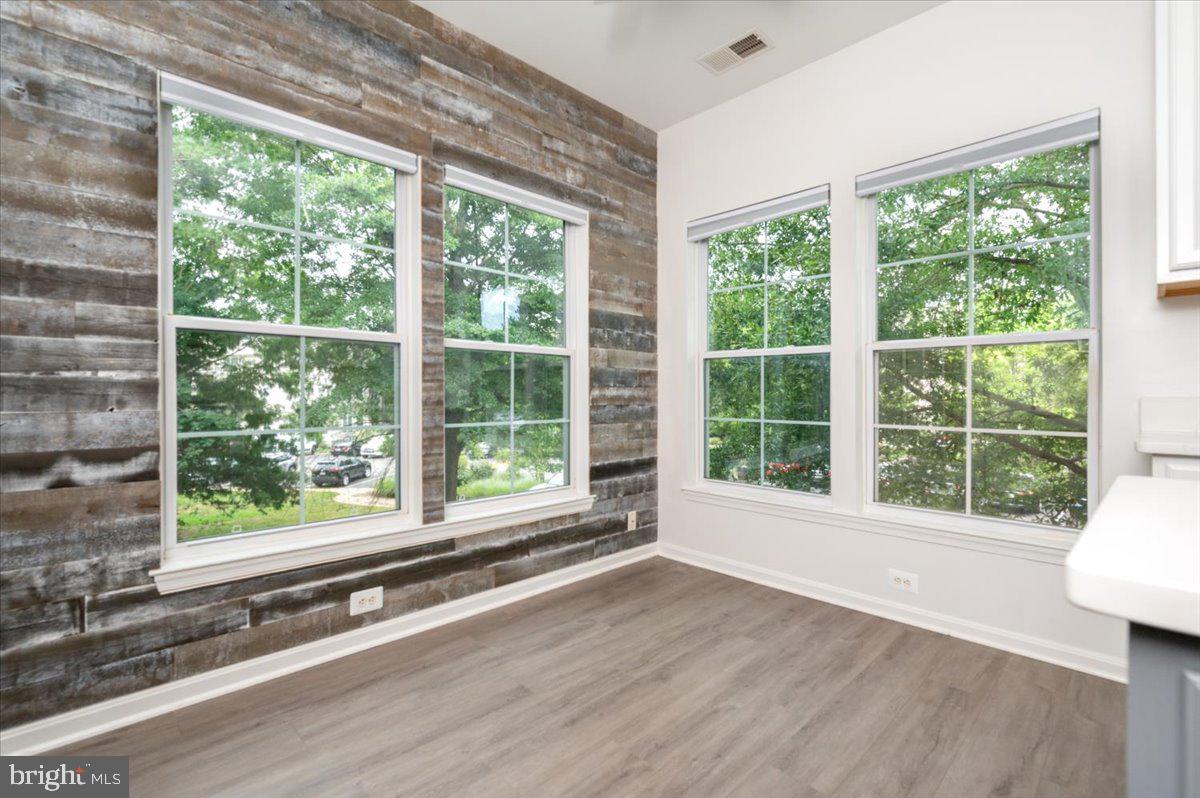 SOLOMONS LANDING - Residential