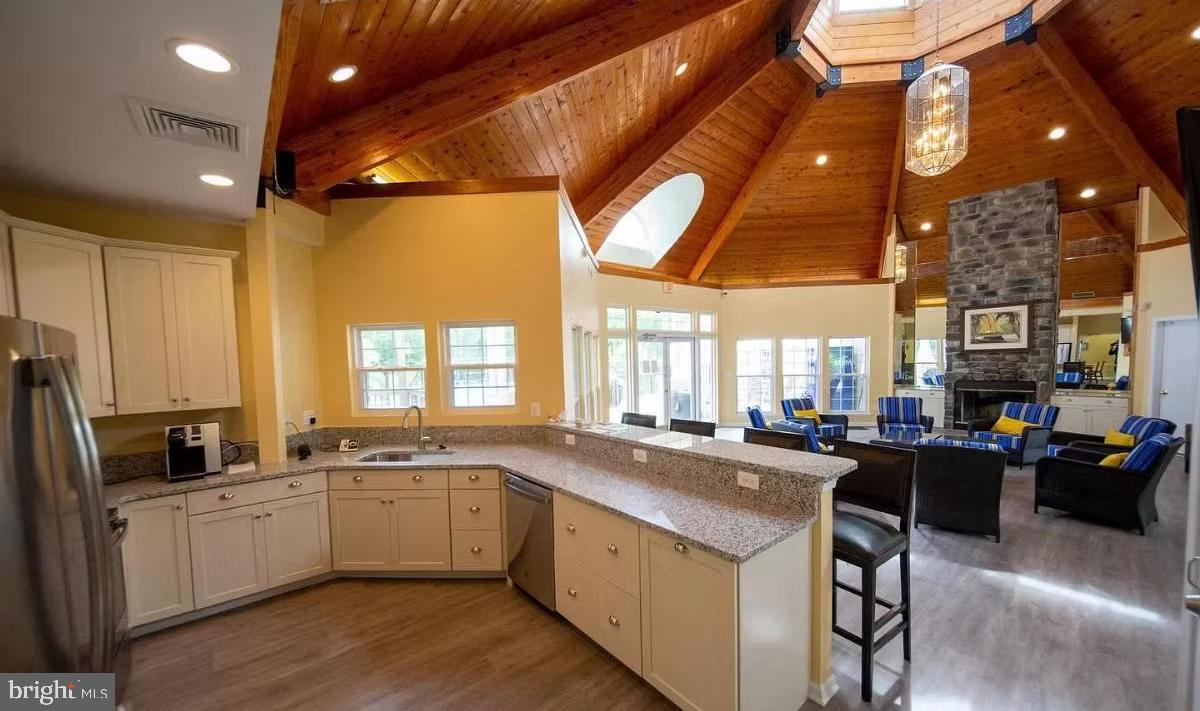 SOLOMONS LANDING - Residential