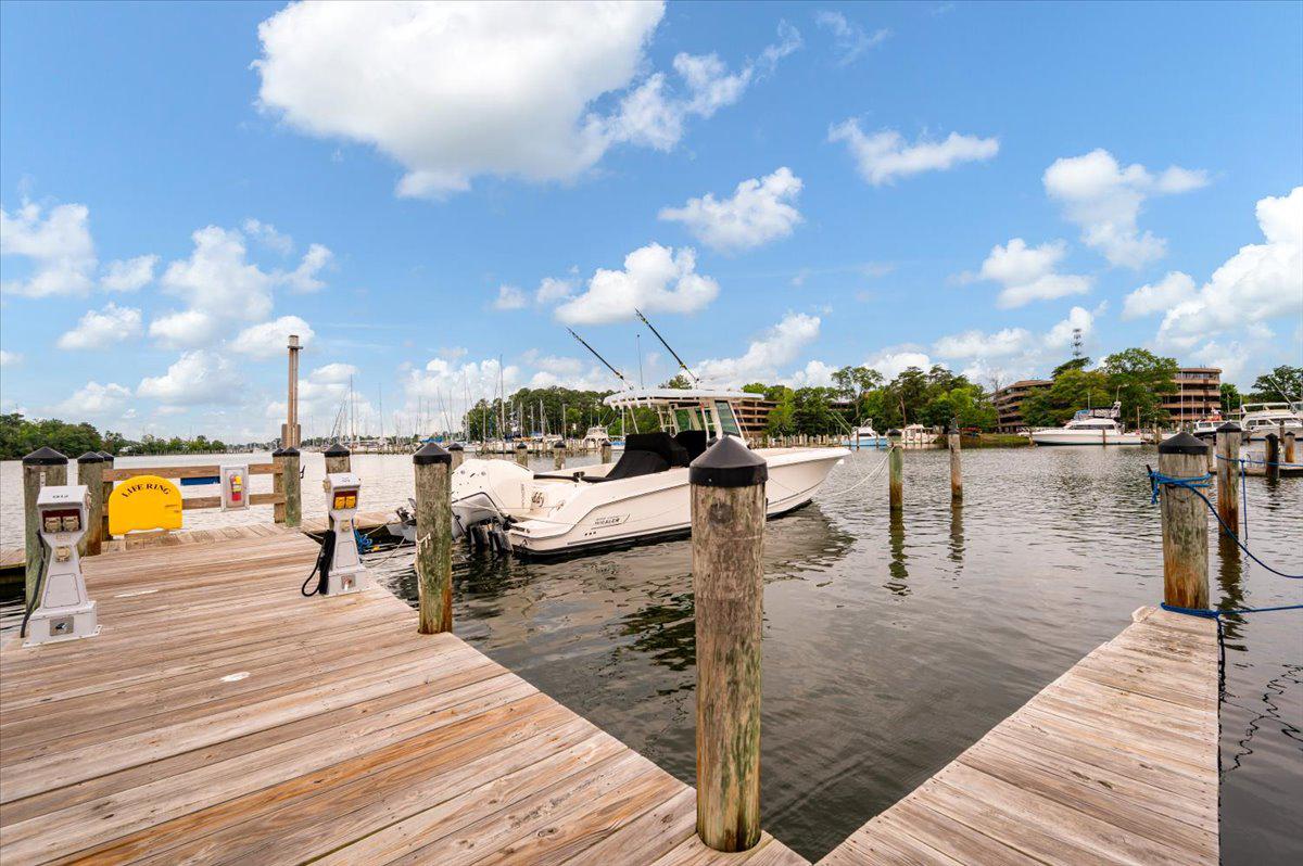SOLOMONS LANDING - Residential