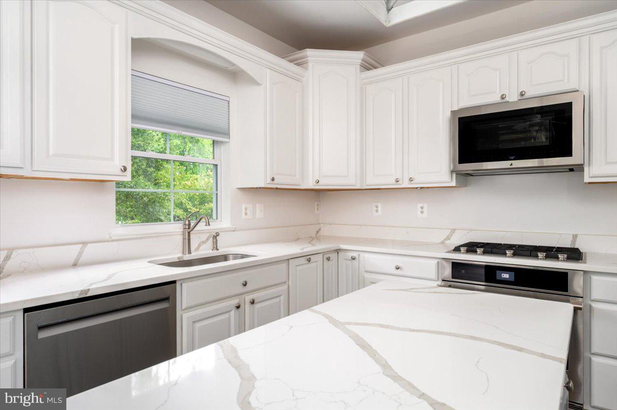 SOLOMONS LANDING - Residential
