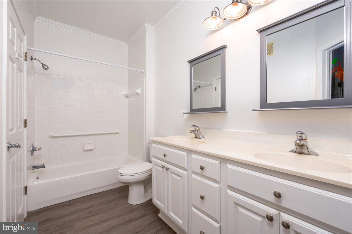SOLOMONS LANDING - Residential