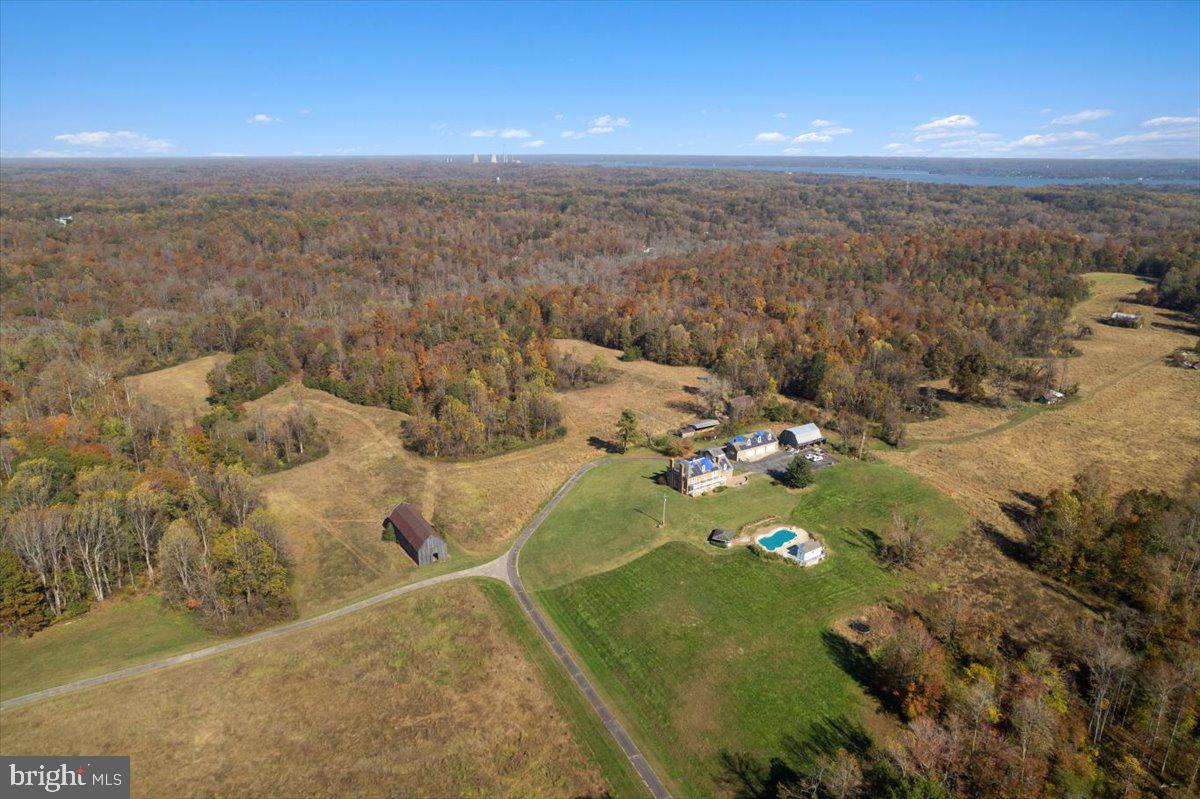 CANOE NECK CREEK - Farm